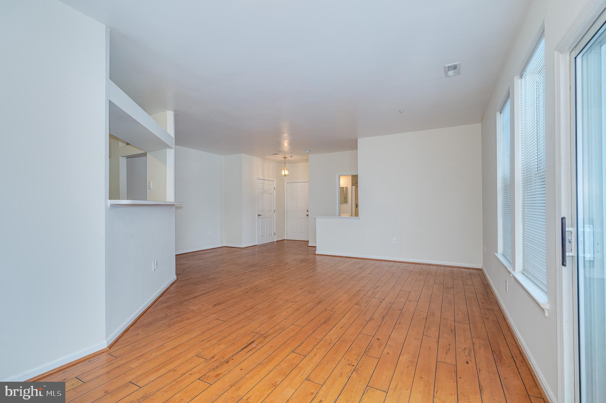 WATERSIDE - Residential