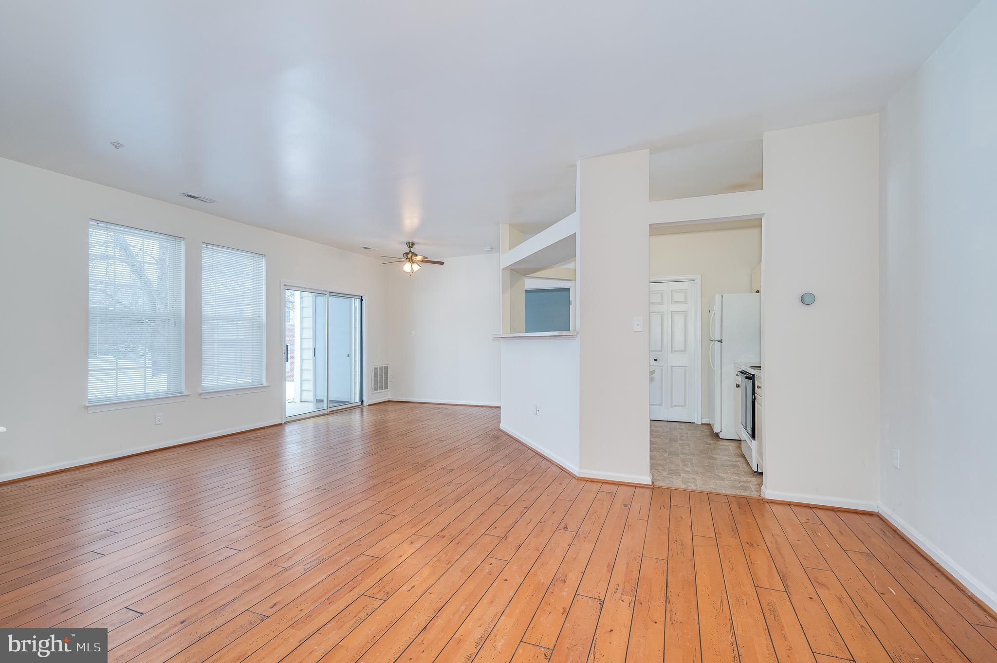 WATERSIDE - Residential