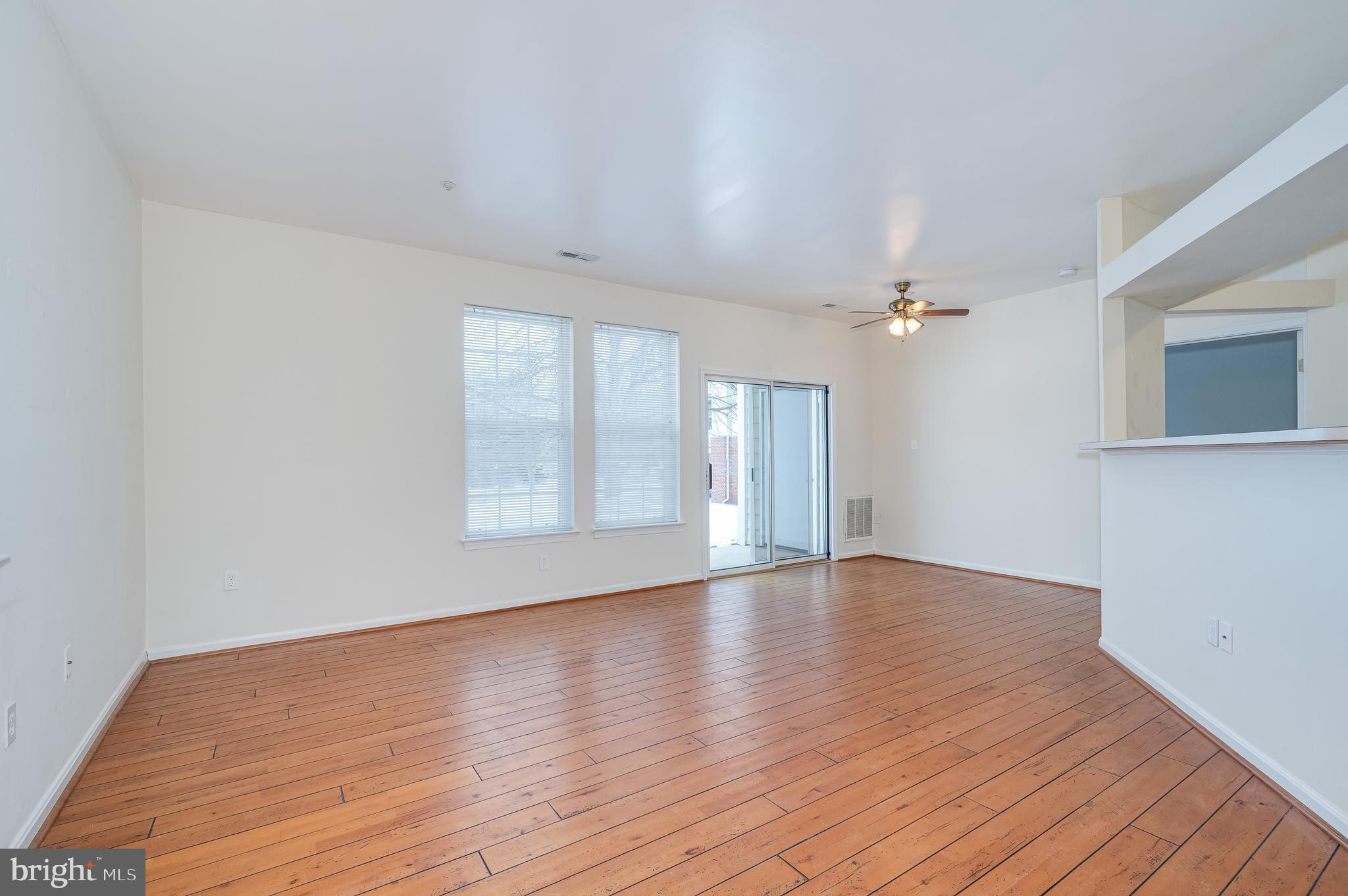 WATERSIDE - Residential