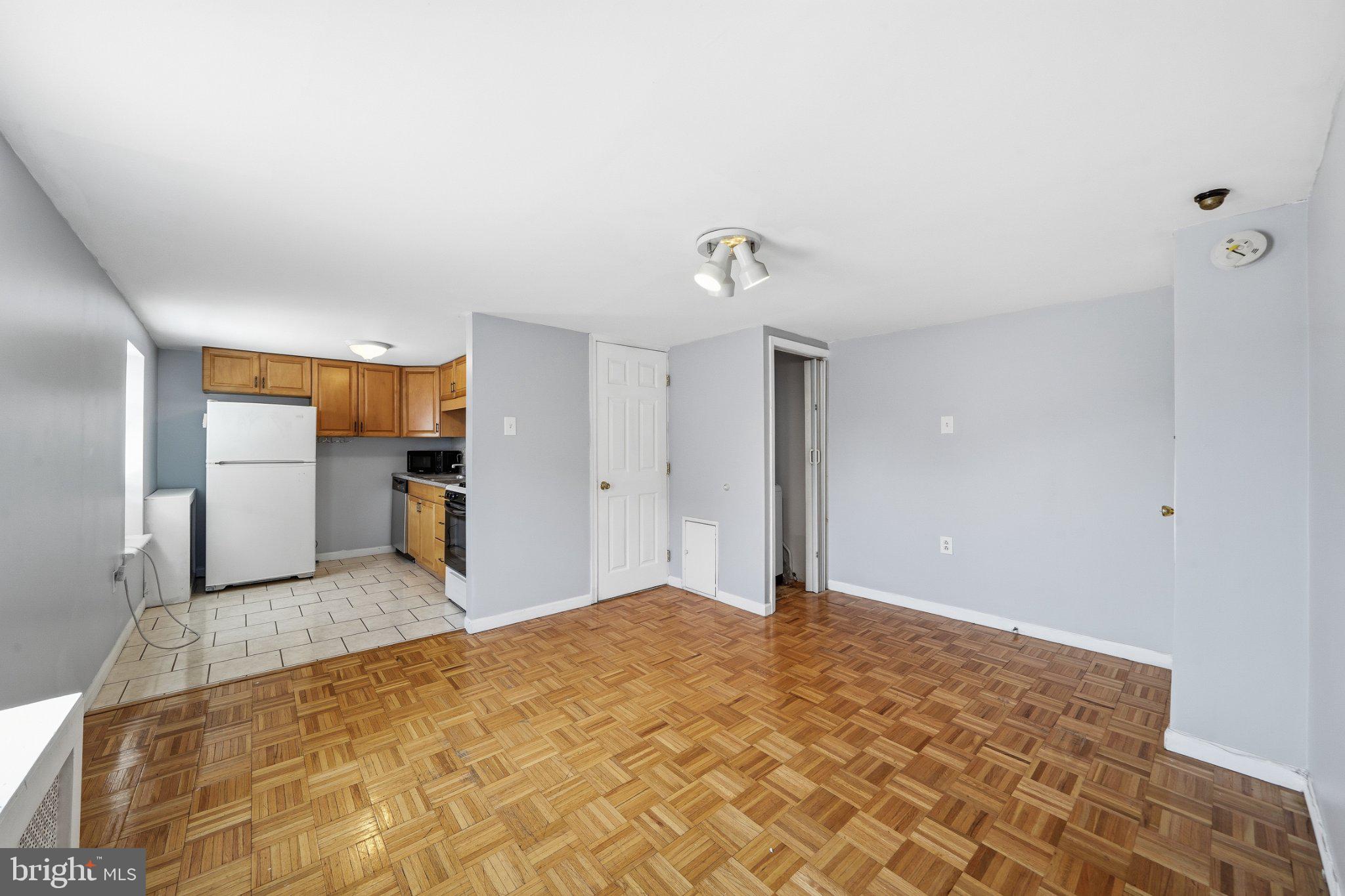 924 S 10TH STREET 3RD FLOOR