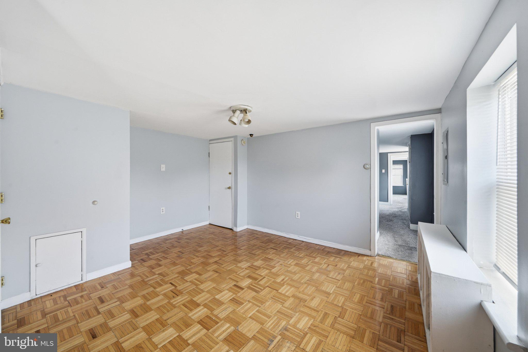 924 S 10TH STREET 3RD FLOOR