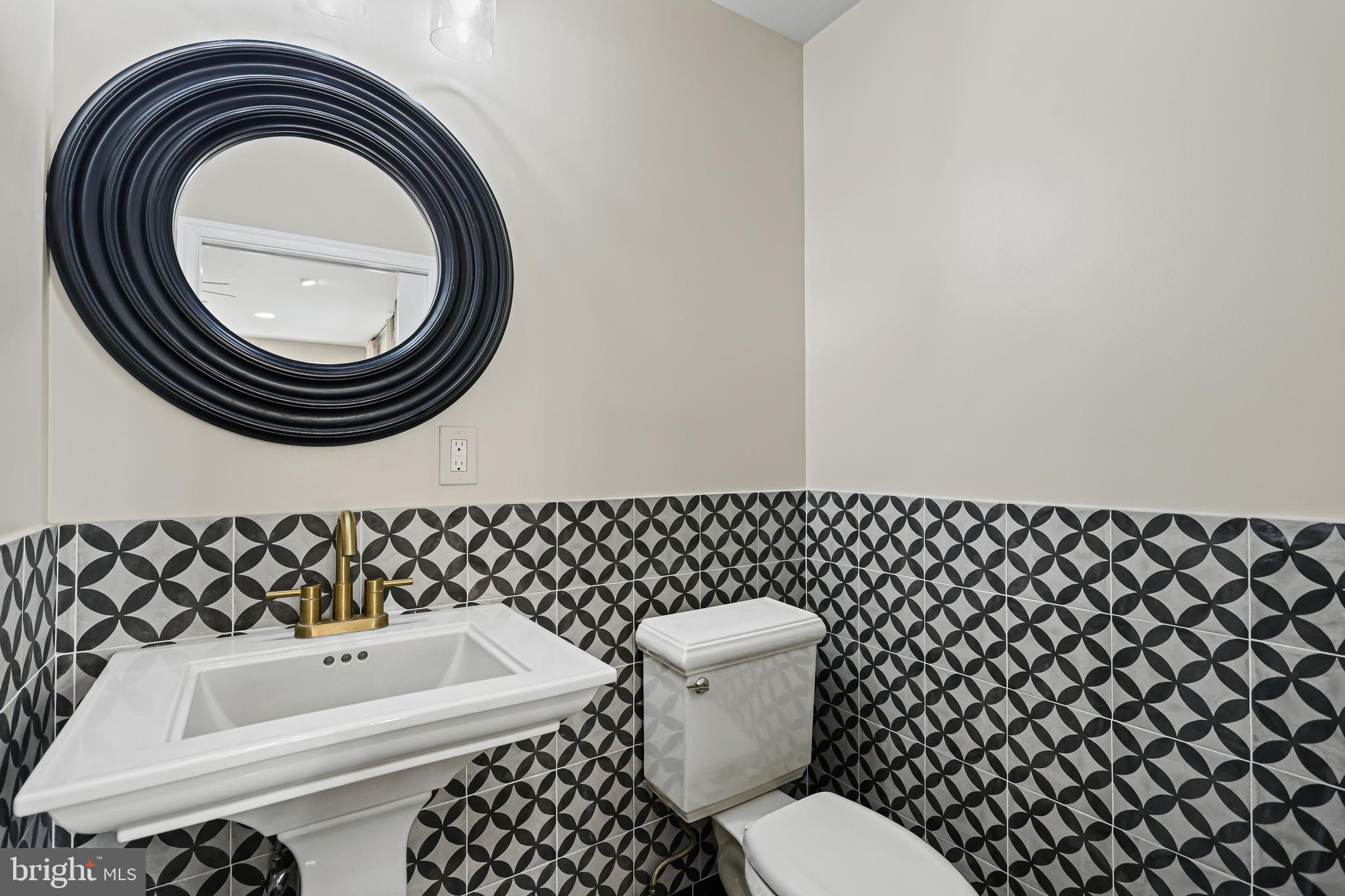 SHAWAN AT HUNT VALLEY - Residential