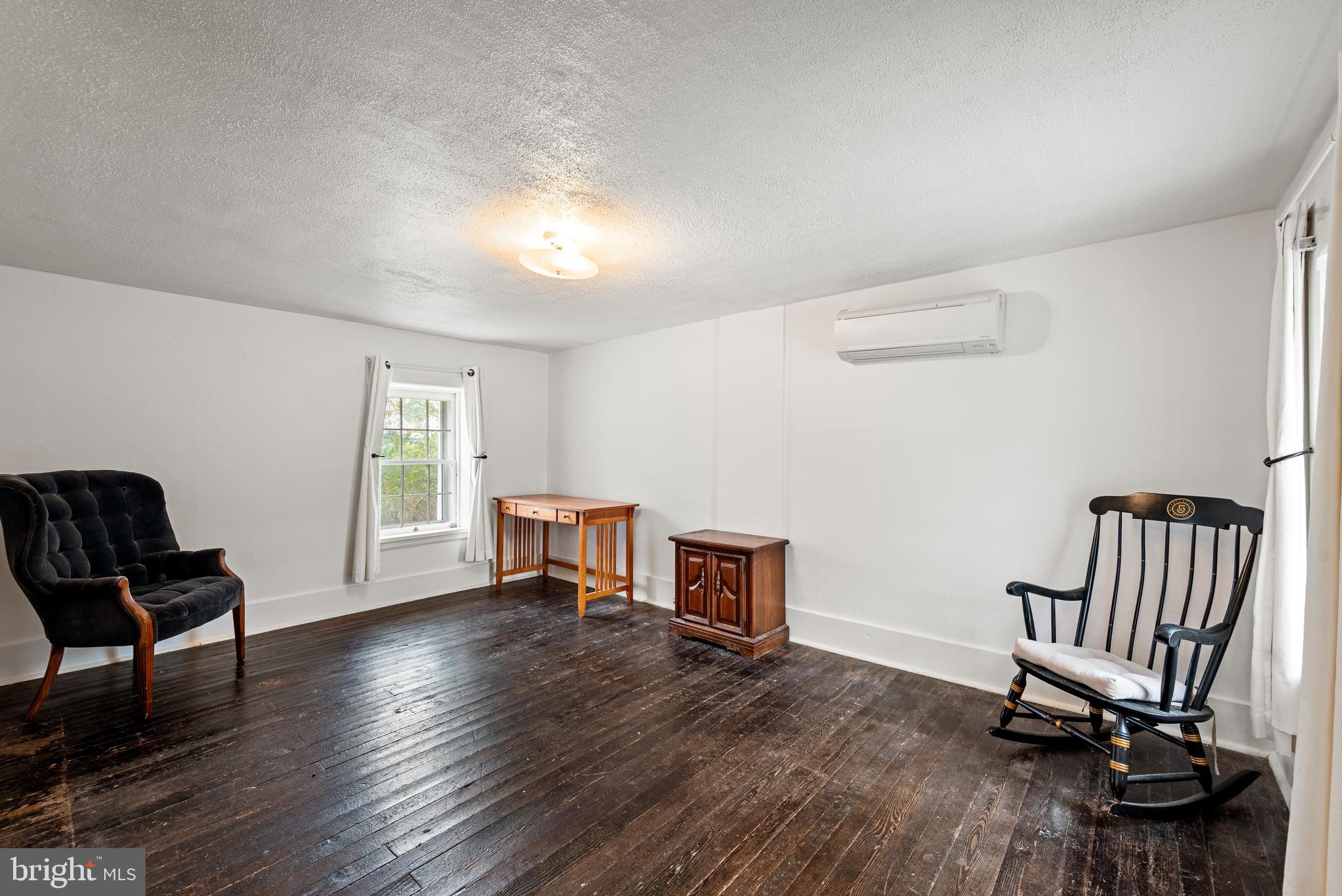 CEDAR RIDGE - Residential