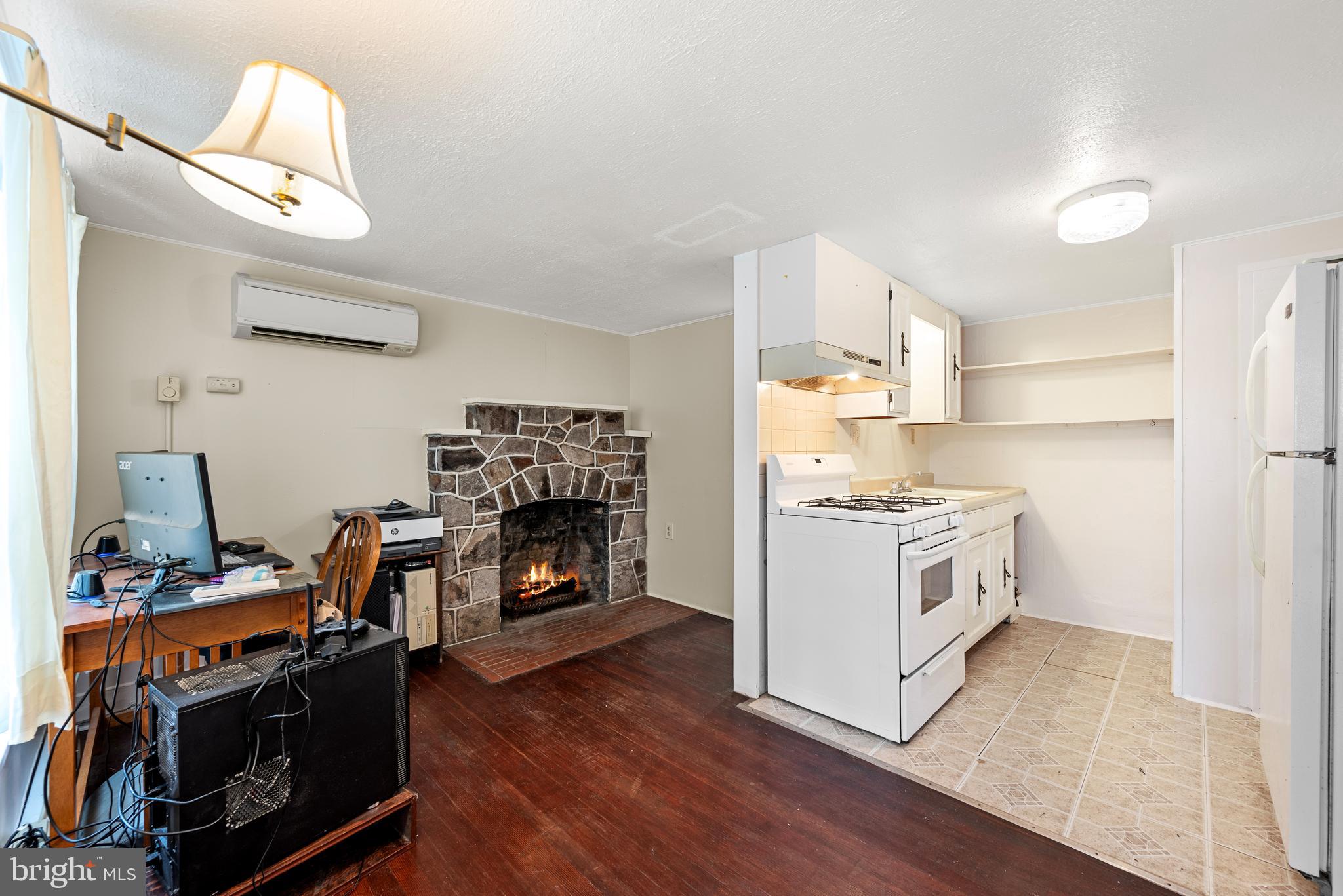 CEDAR RIDGE - Residential