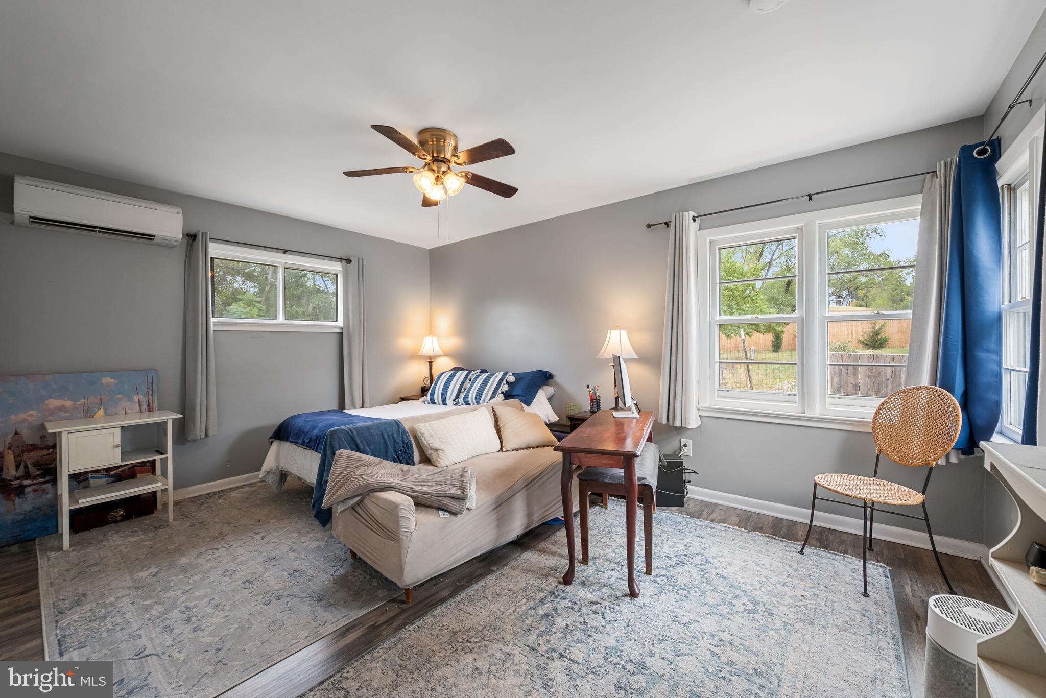 CEDAR RIDGE - Residential