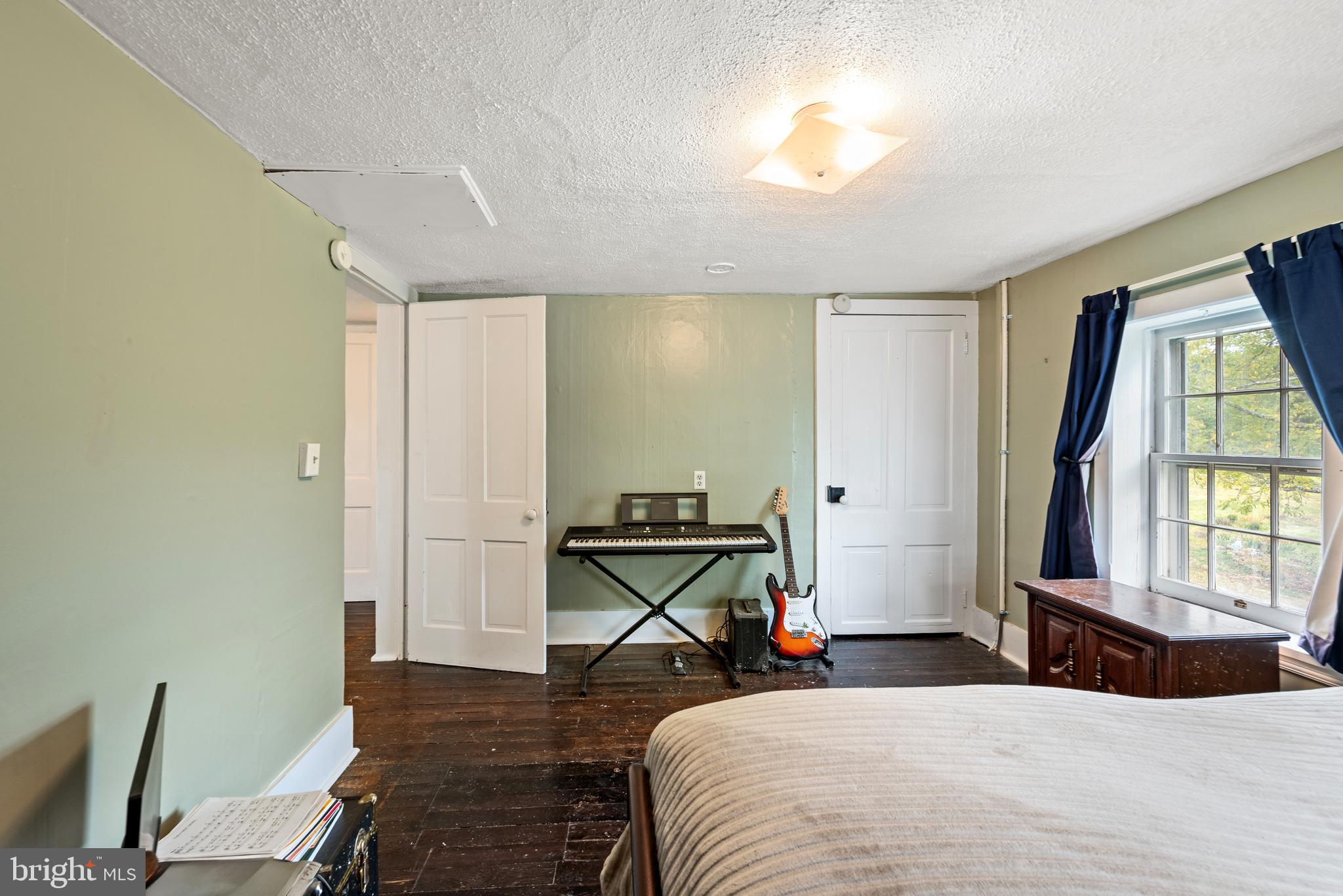 CEDAR RIDGE - Residential