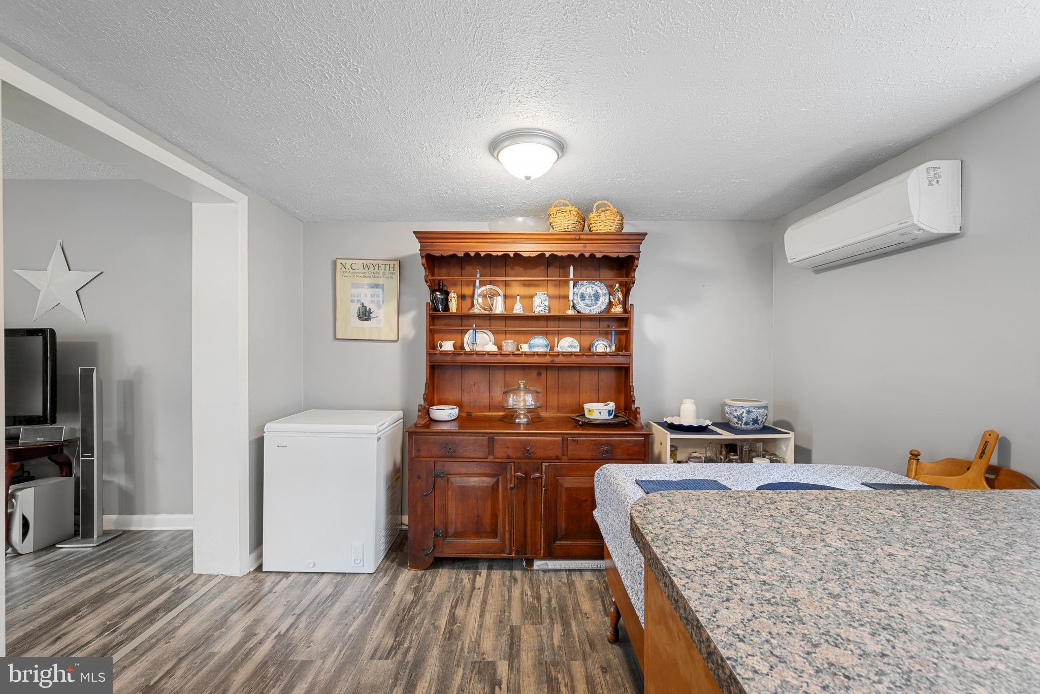 CEDAR RIDGE - Residential