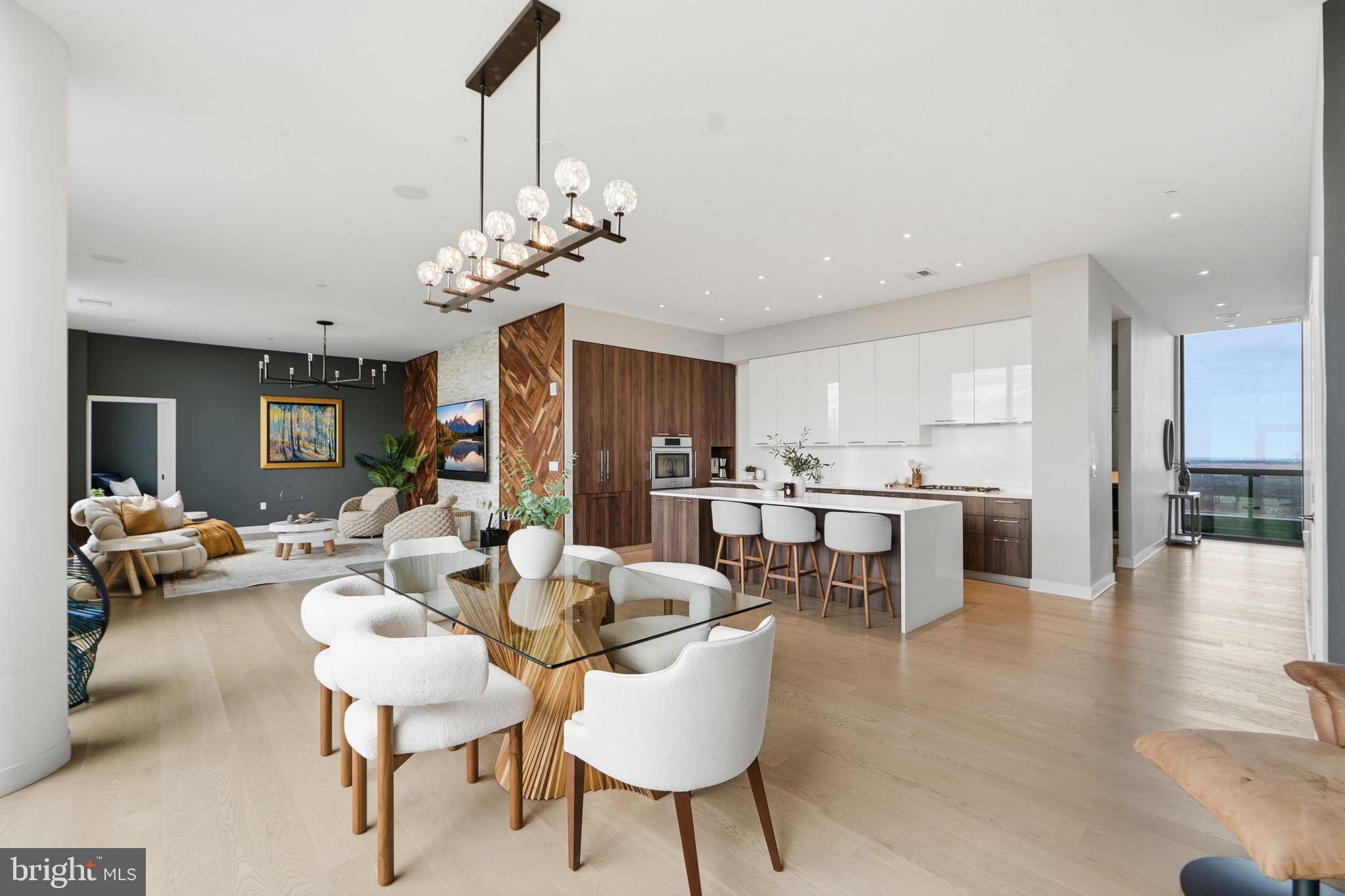 THE BORO TYSONS - Residential