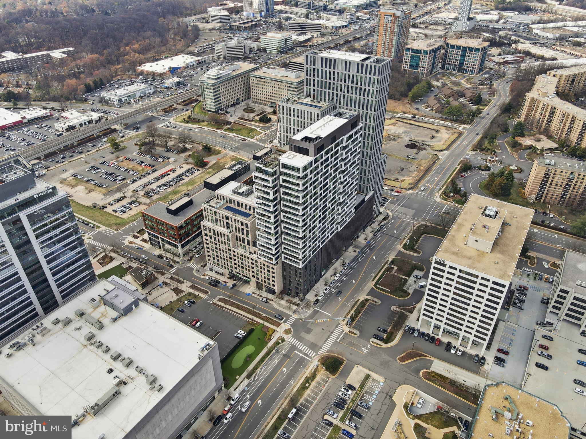 THE BORO TYSONS - Residential