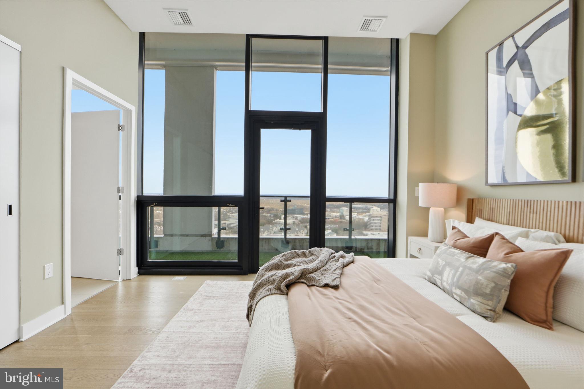 THE BORO TYSONS - Residential