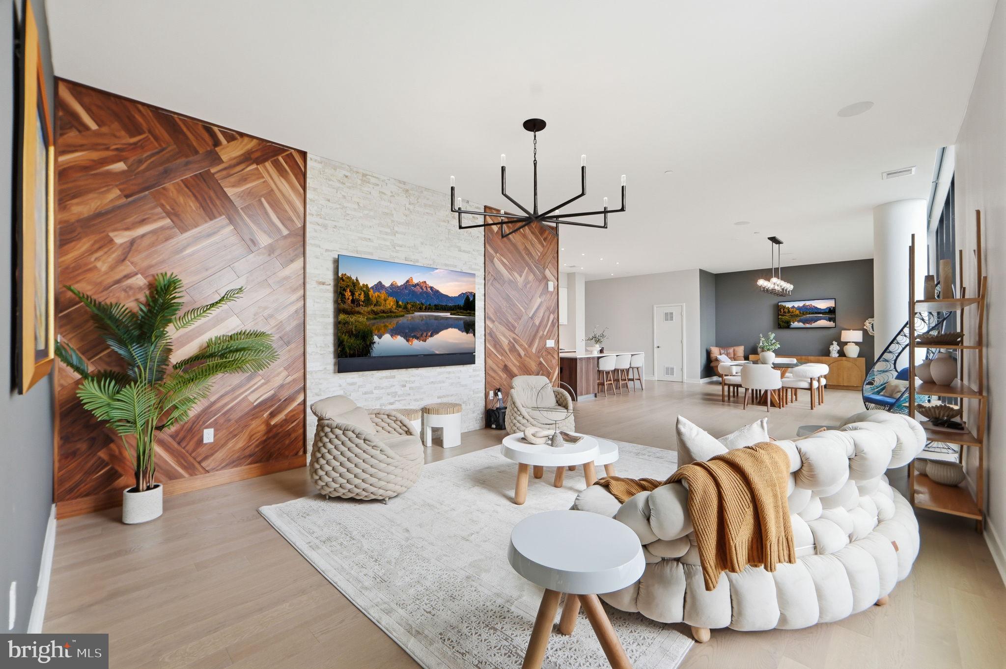 THE BORO TYSONS - Residential