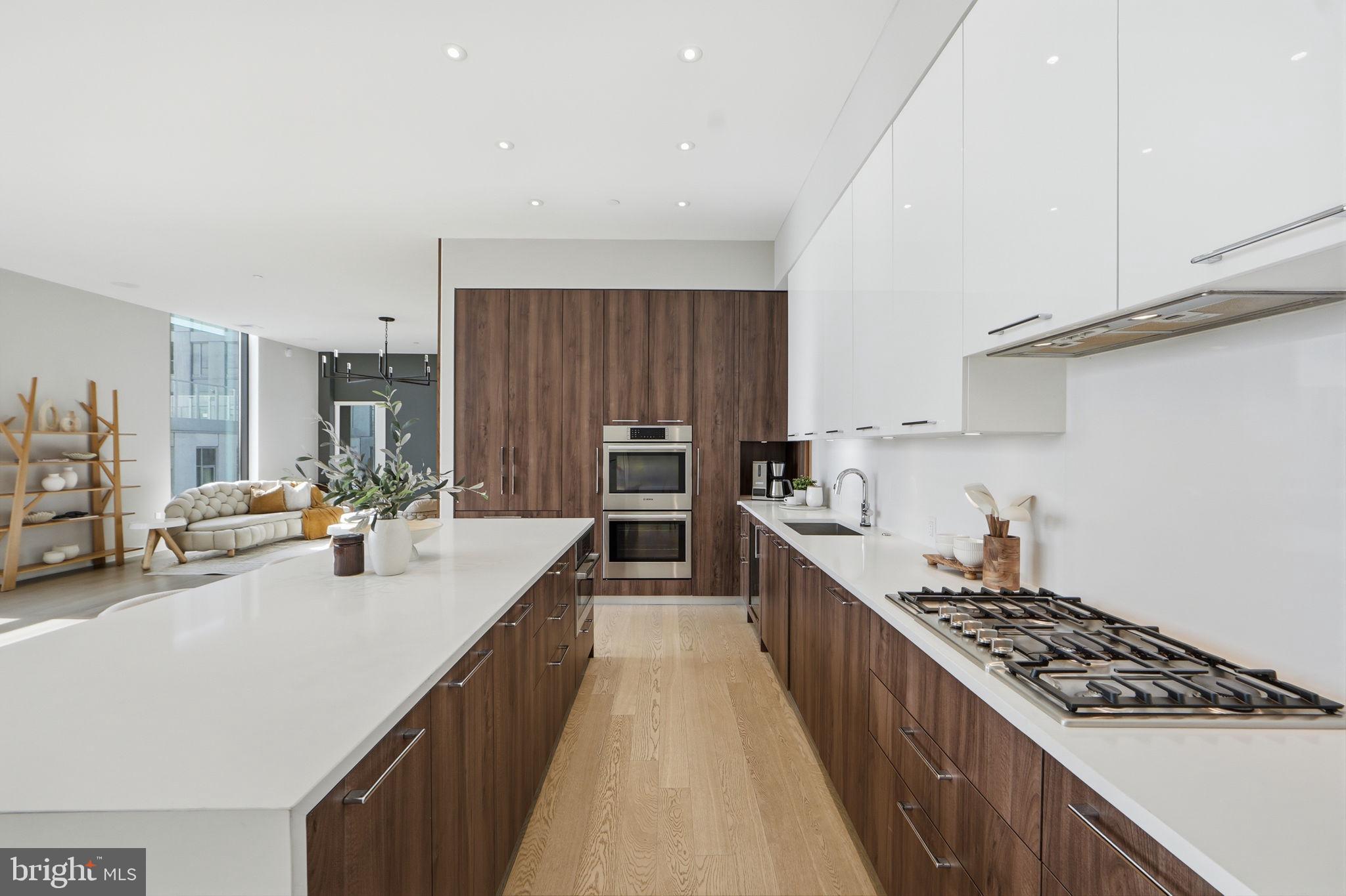 THE BORO TYSONS - Residential