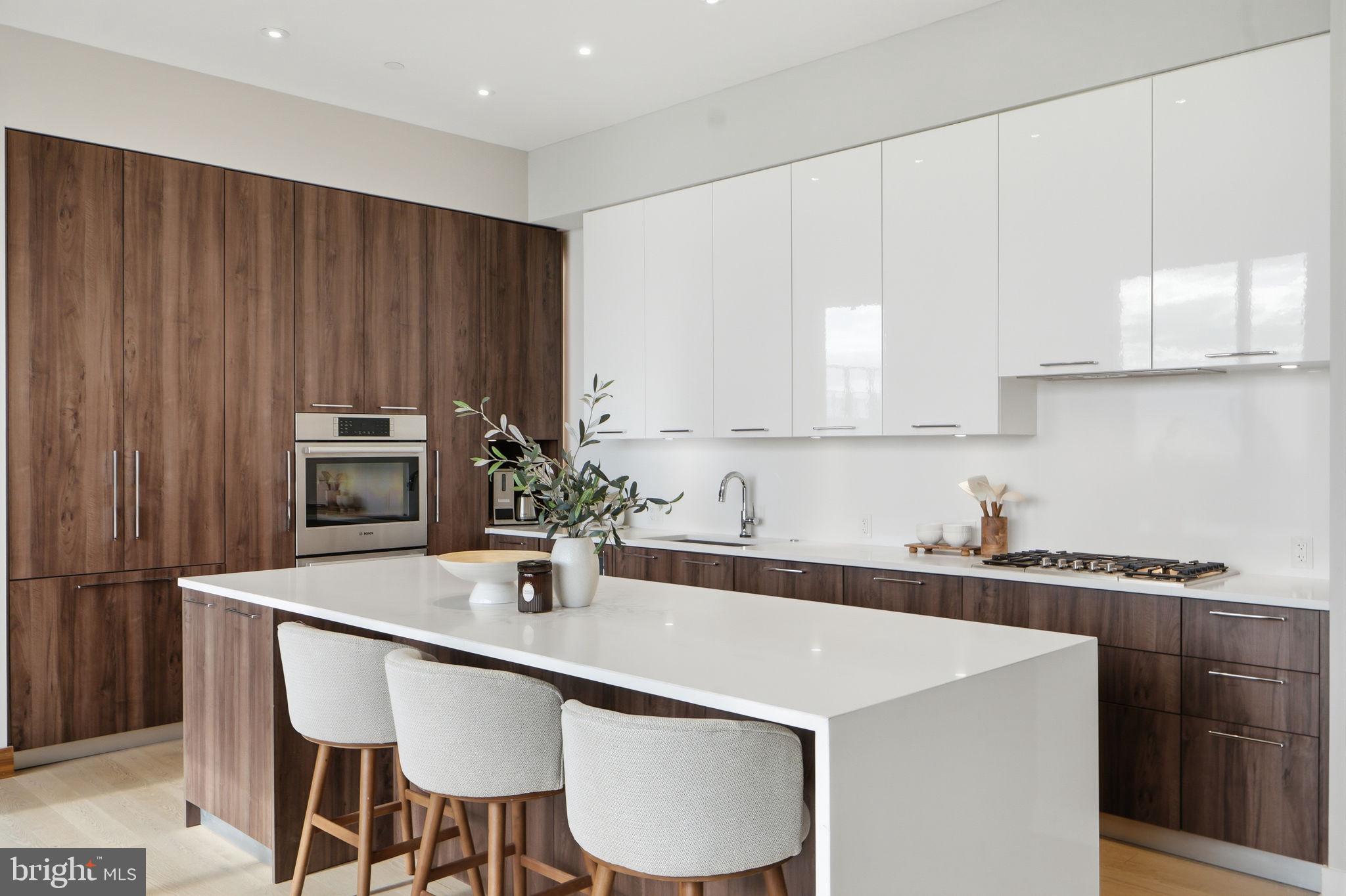 THE BORO TYSONS - Residential