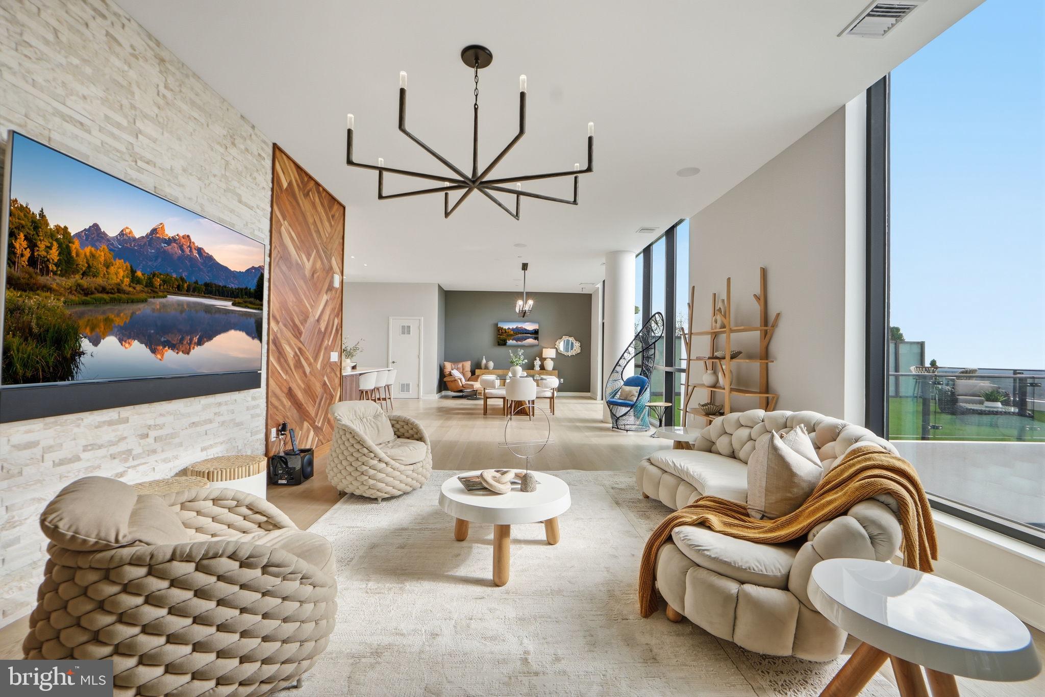 THE BORO TYSONS - Residential