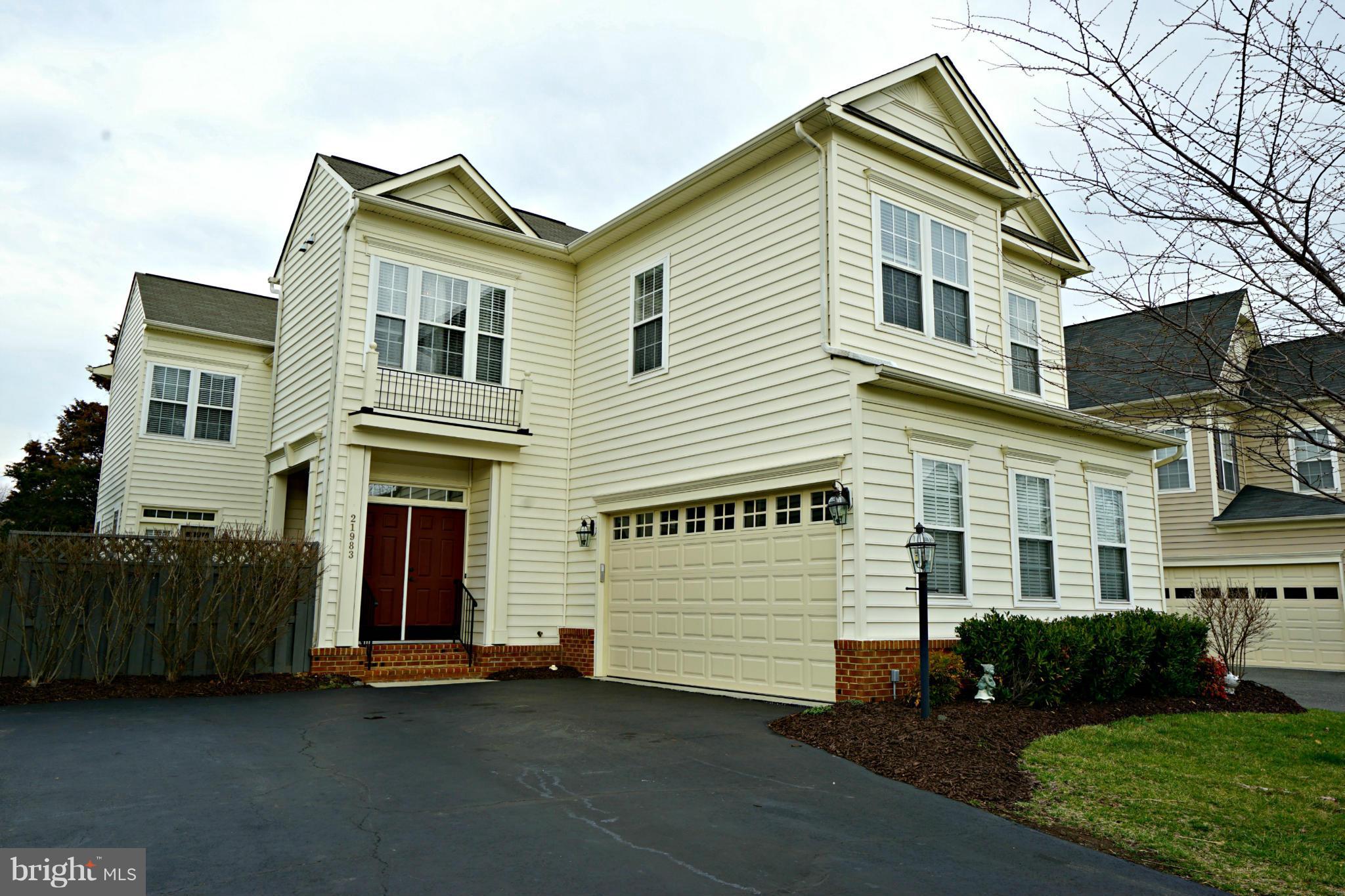 BROADLANDS SOUTH - Residential