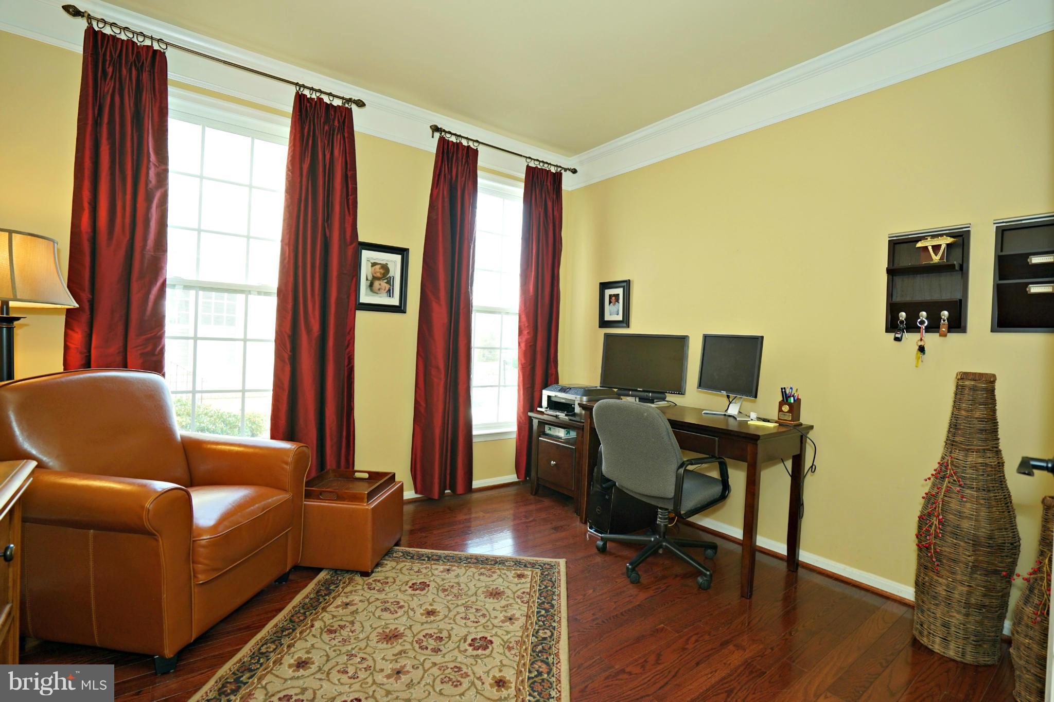 BROADLANDS SOUTH - Residential