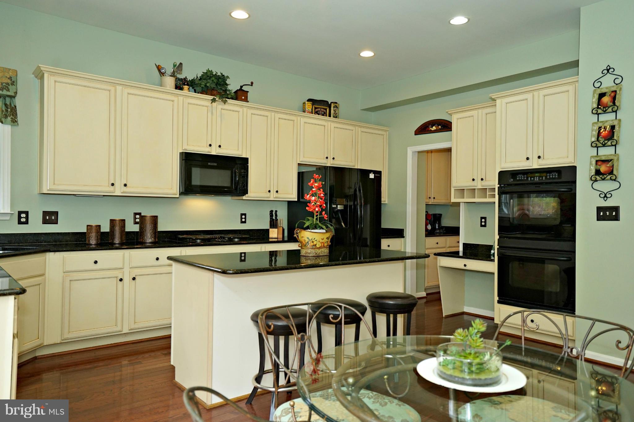 BROADLANDS SOUTH - Residential