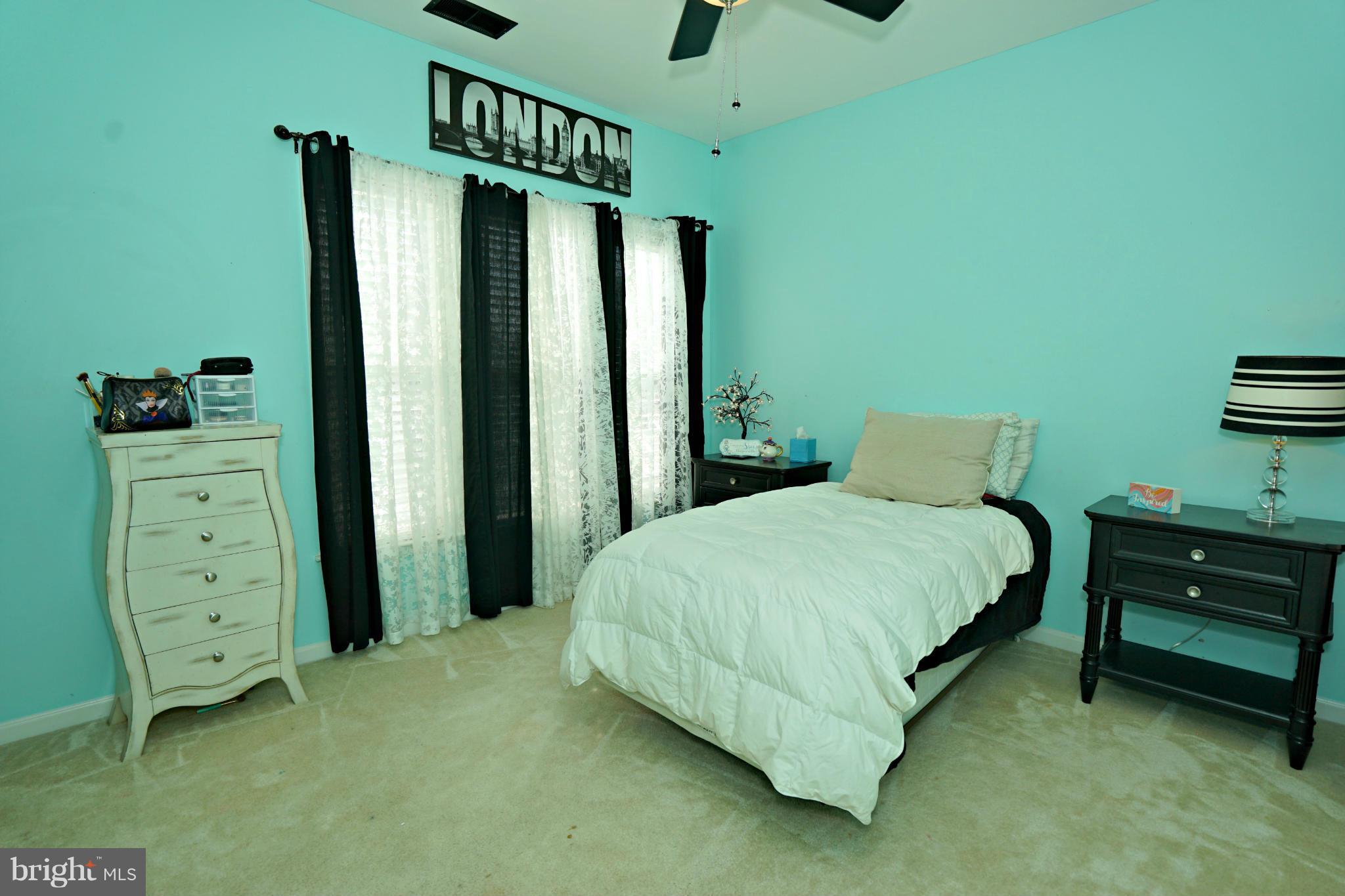 BROADLANDS SOUTH - Residential