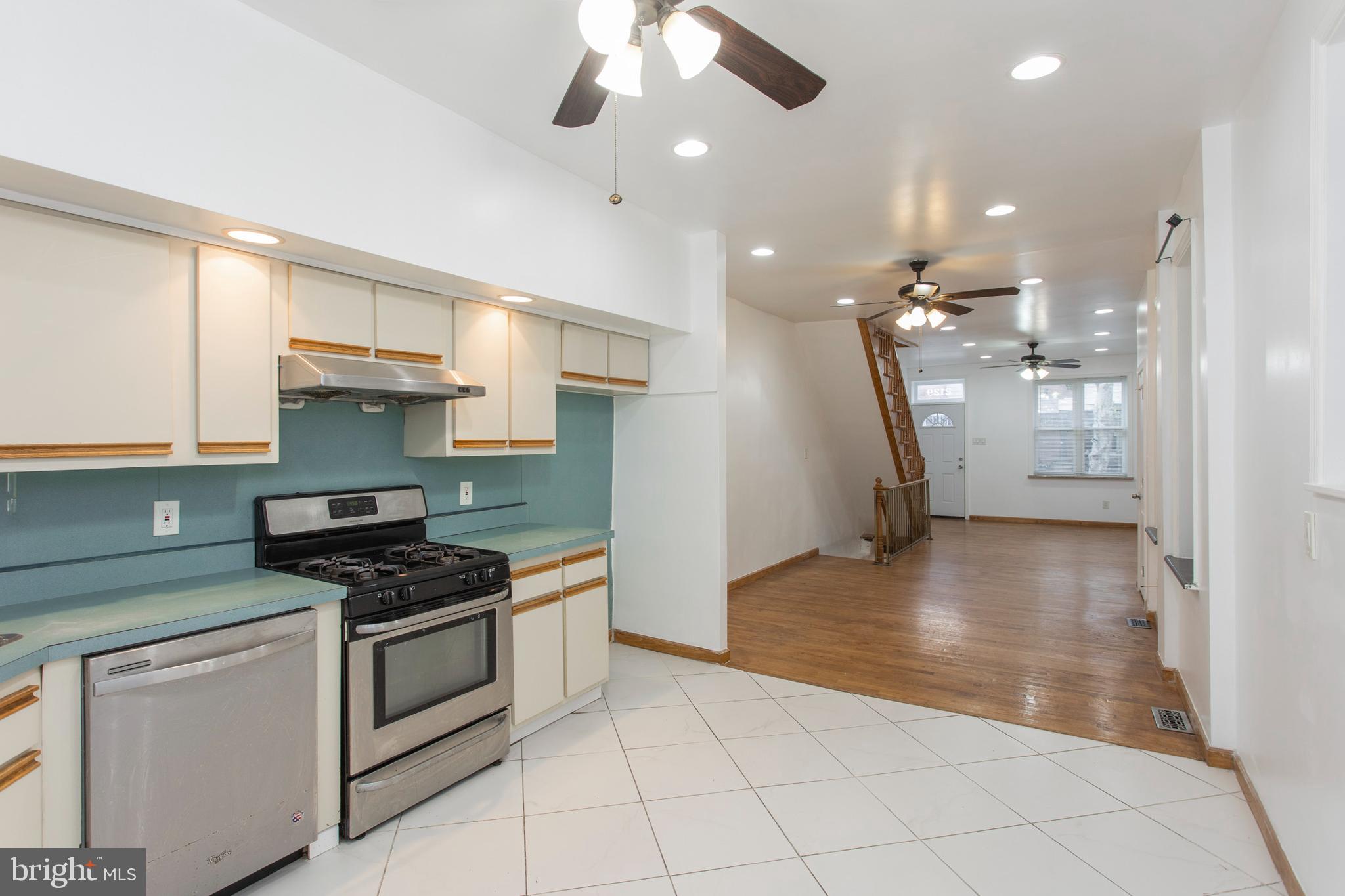 WEST PASSYUNK - Residential