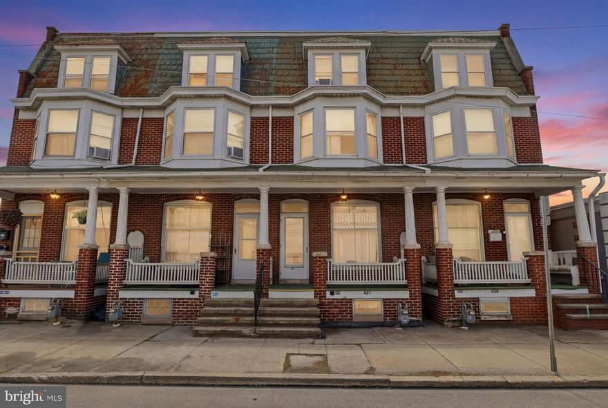 421 York St, Hanover, PA 17331
List Price: $160,000

Charming brick townhome in the  Hanover Public School District — now coming to the market! This classic 4-bedroom, 1-bathroom brick townhome features a practical layout, spacious bedrooms, and an attached garage for convenient parking and extra storage. Located near downtown Hanover - shops, restaurants, parks, and everyday amenities. Listed at $160,000 — this is a fantastic opportunity in today’s market! Full details, interior & exterior photos, square footage, and more information coming soon. Want first access when it officially hits the market? Give me a message!

Key Features:
4 spacious bedrooms
1 full bathroom
Detach garage
Brick exterior
Hanover Public School District