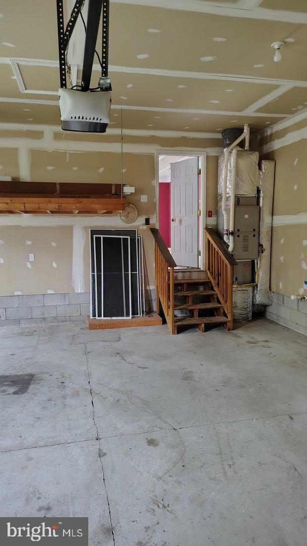 OVERBROOK SHORES - Residential