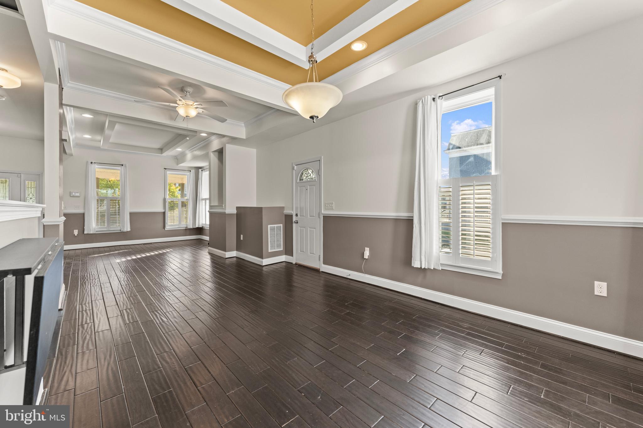 PARK CIRCLE - Residential Lease