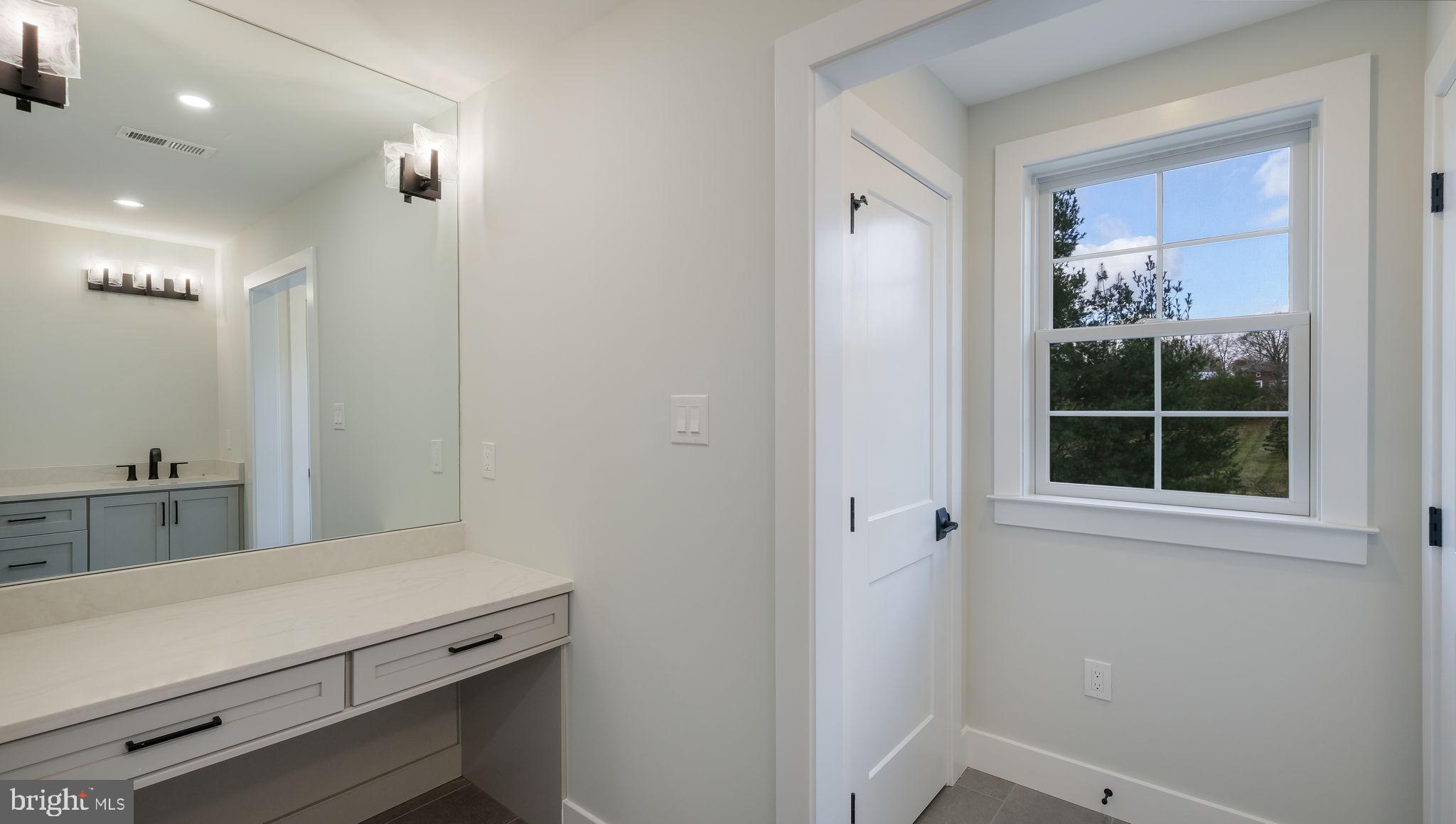 HAMPTON CROSSING - Residential