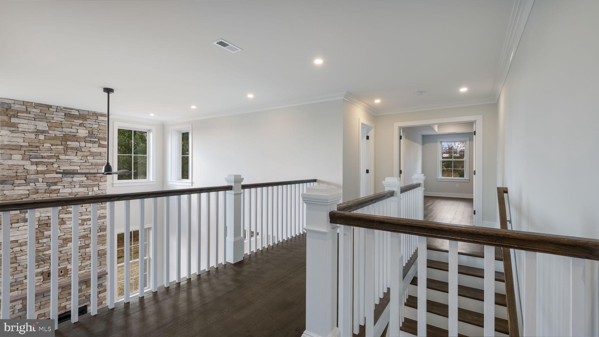 HAMPTON CROSSING - Residential