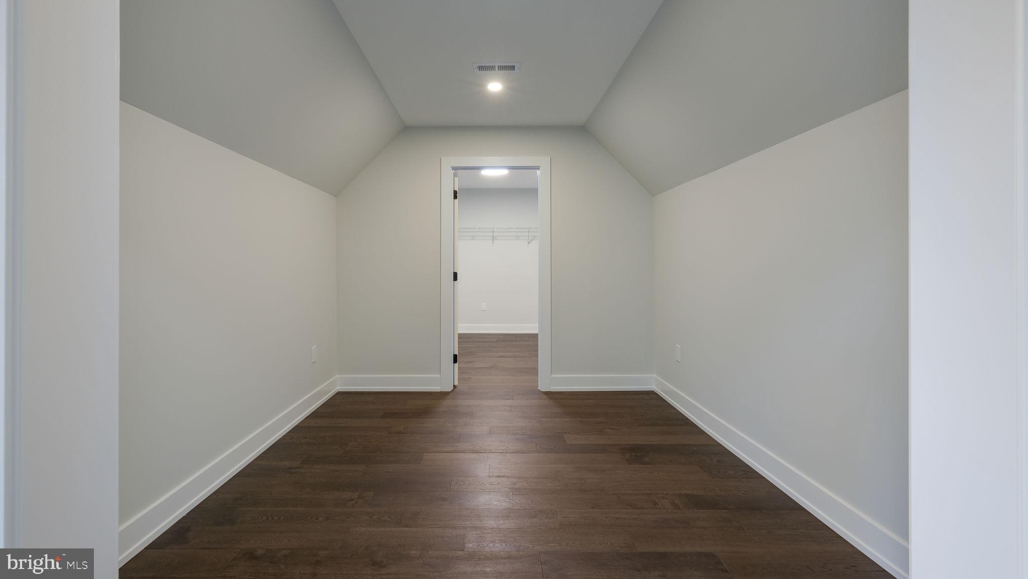 HAMPTON CROSSING - Residential