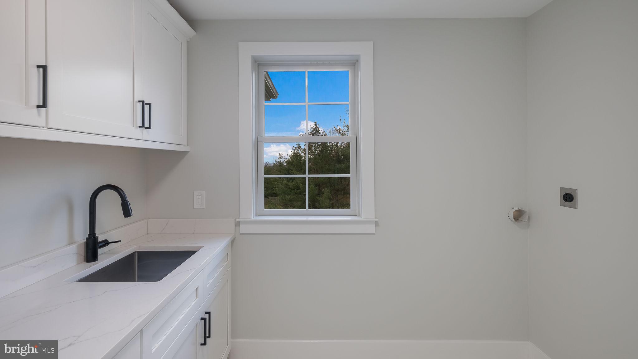 HAMPTON CROSSING - Residential