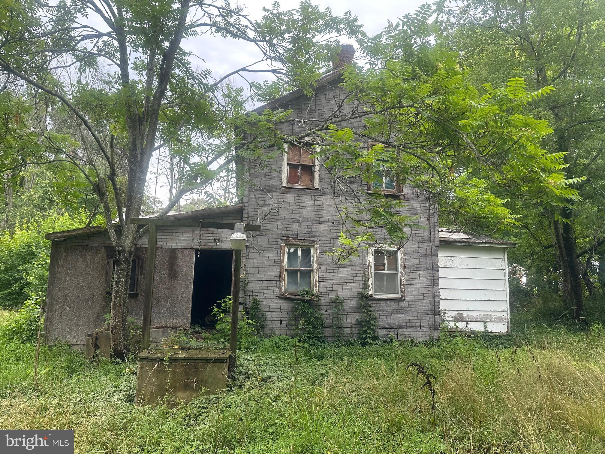 5485 SCHOOL HOUSE ROAD