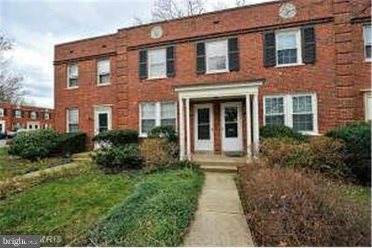 ARLINGTON VILLAGE - Residential Lease