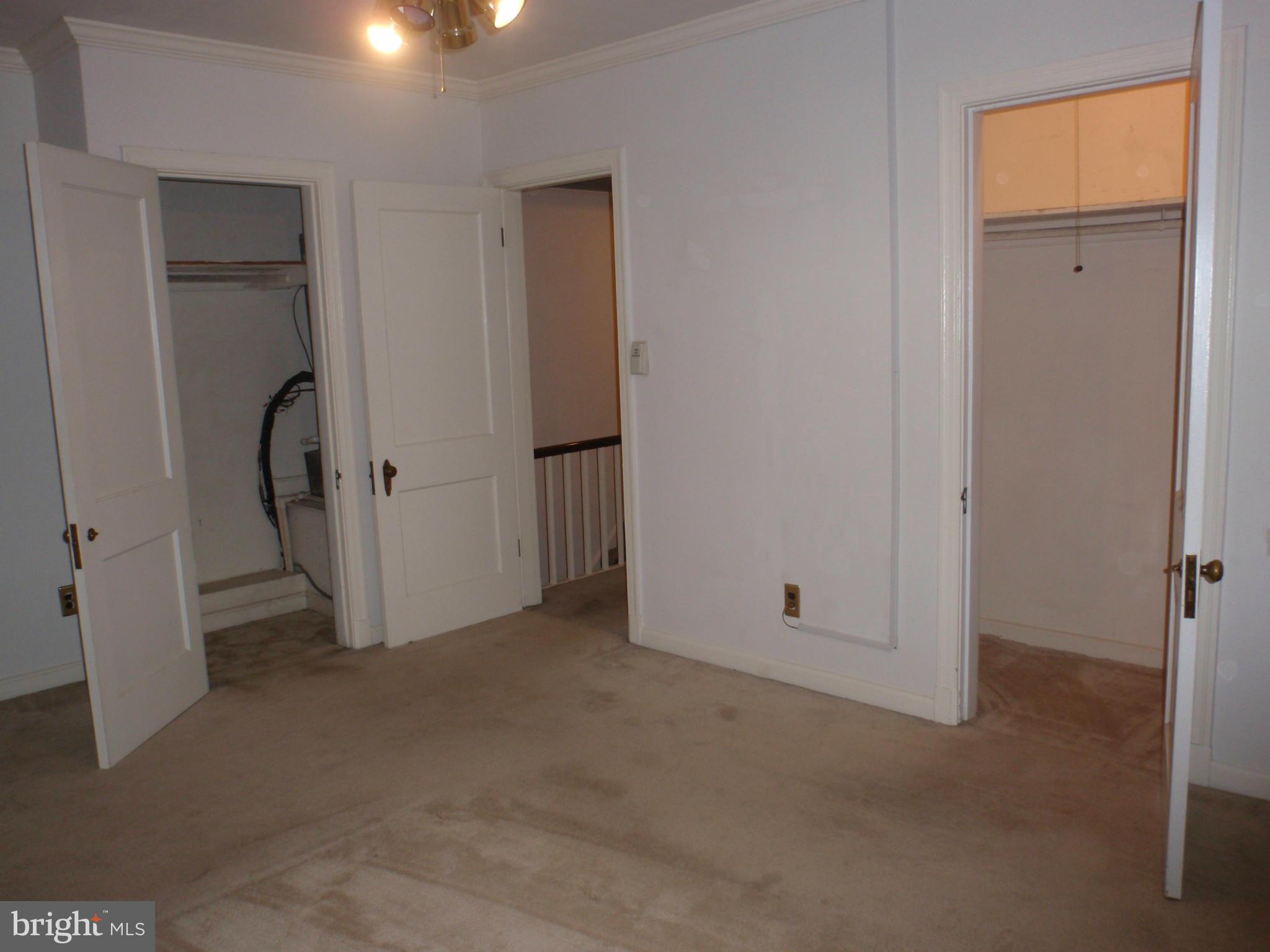 ARLINGTON VILLAGE - Residential Lease