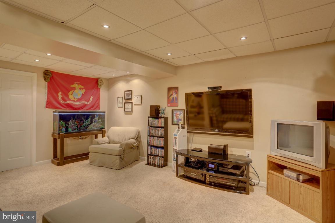 MALLARD PONDS - Residential