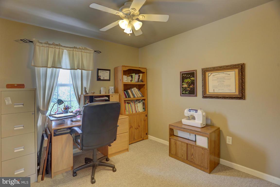 MALLARD PONDS - Residential