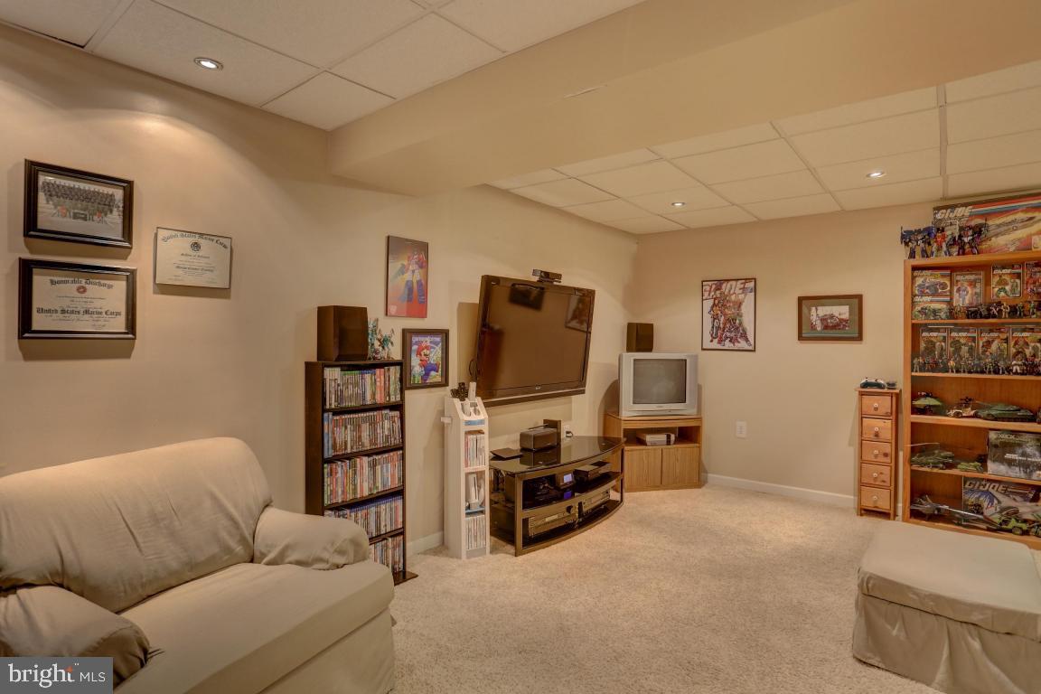 MALLARD PONDS - Residential