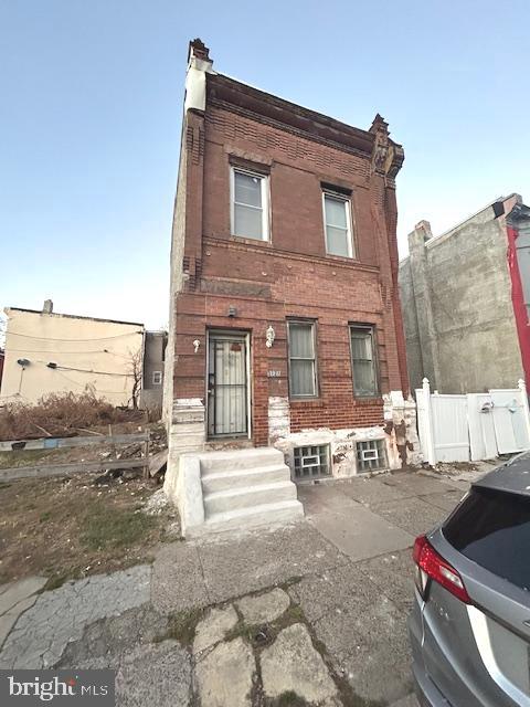 STRAWBERRY MANSION - Residential