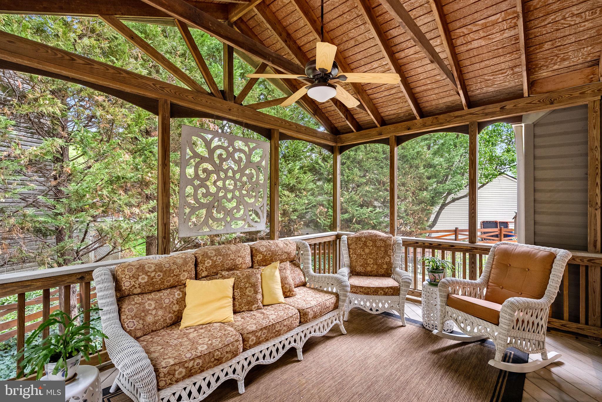 BROADLANDS - Residential