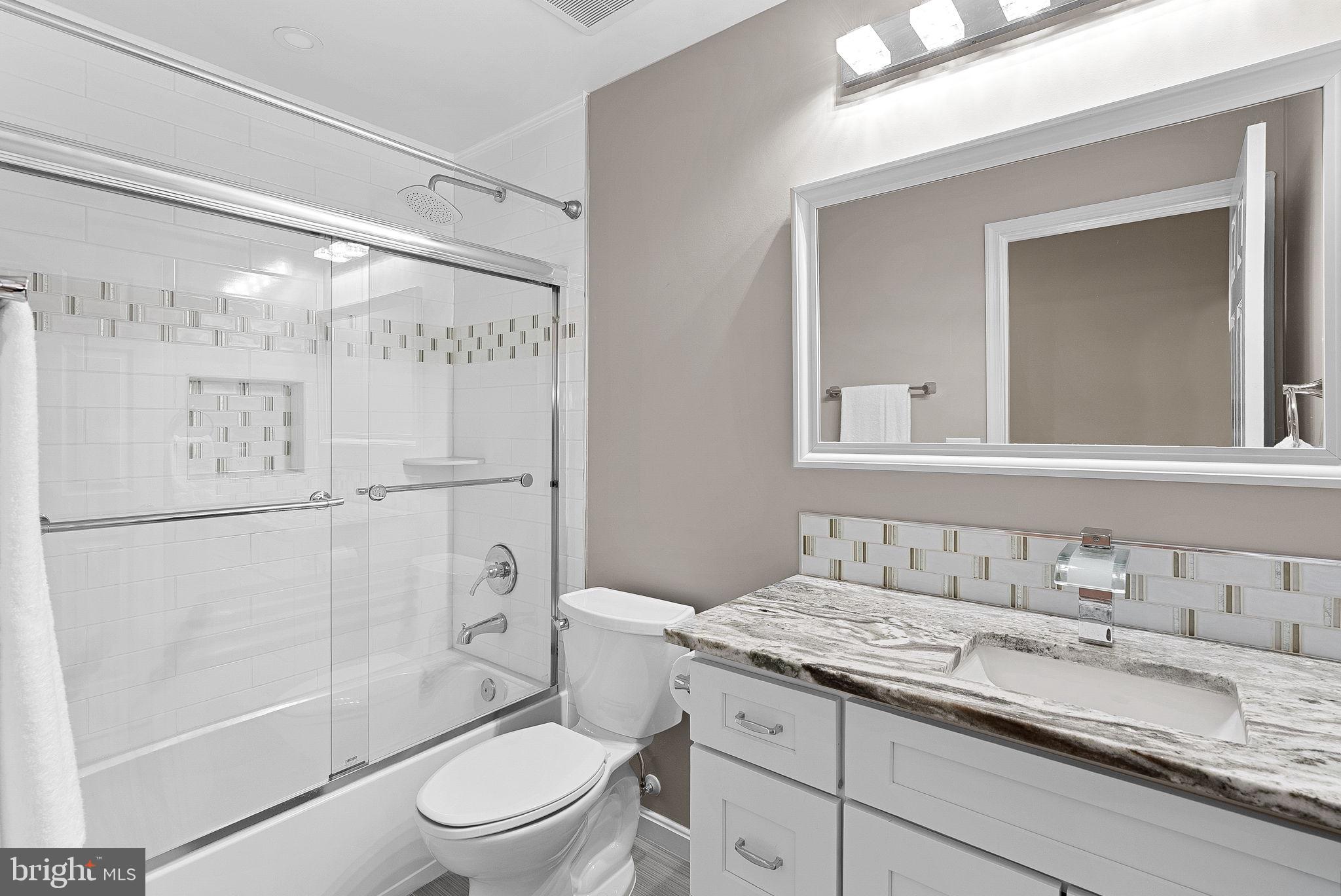 BROADLANDS - Residential