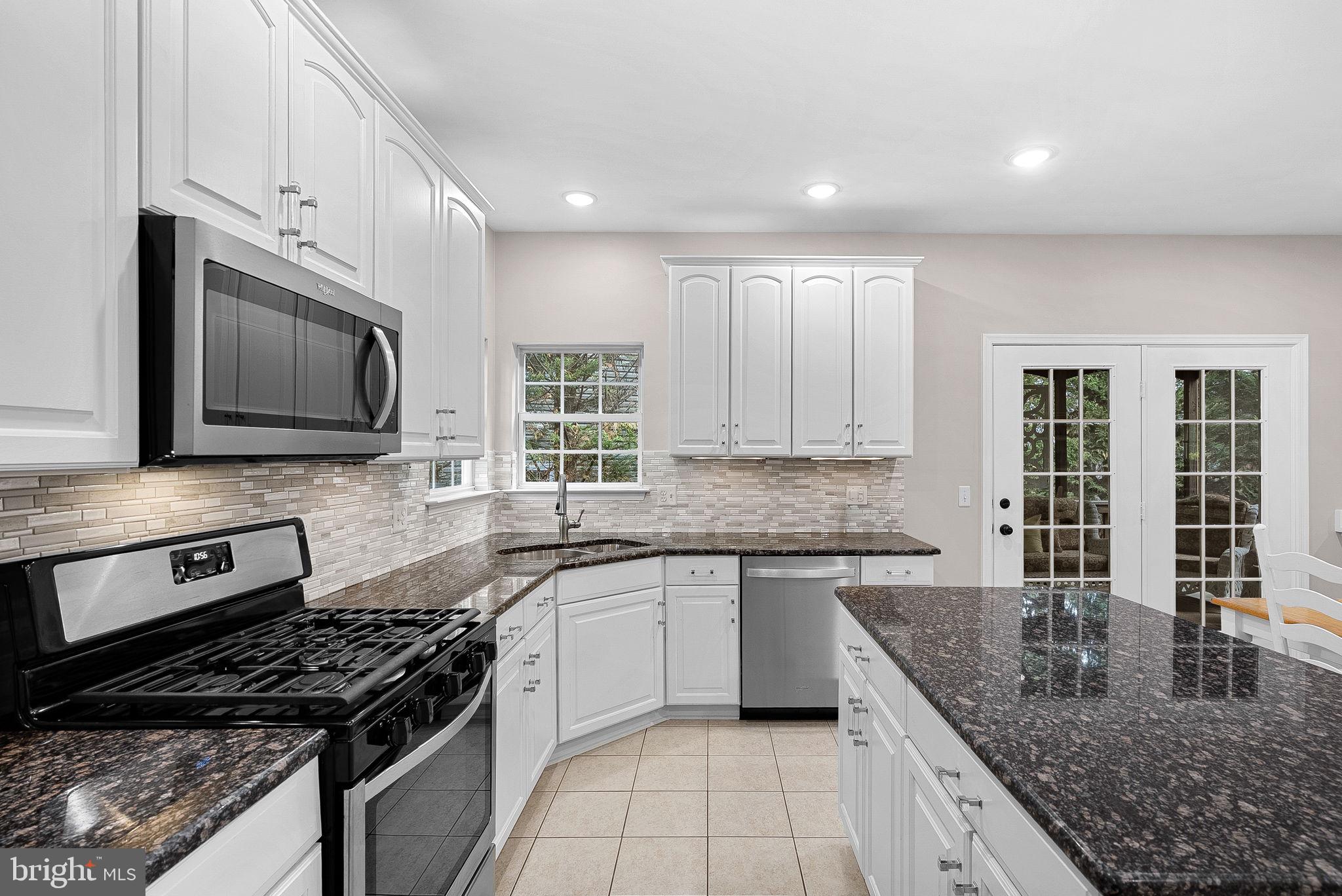 BROADLANDS - Residential