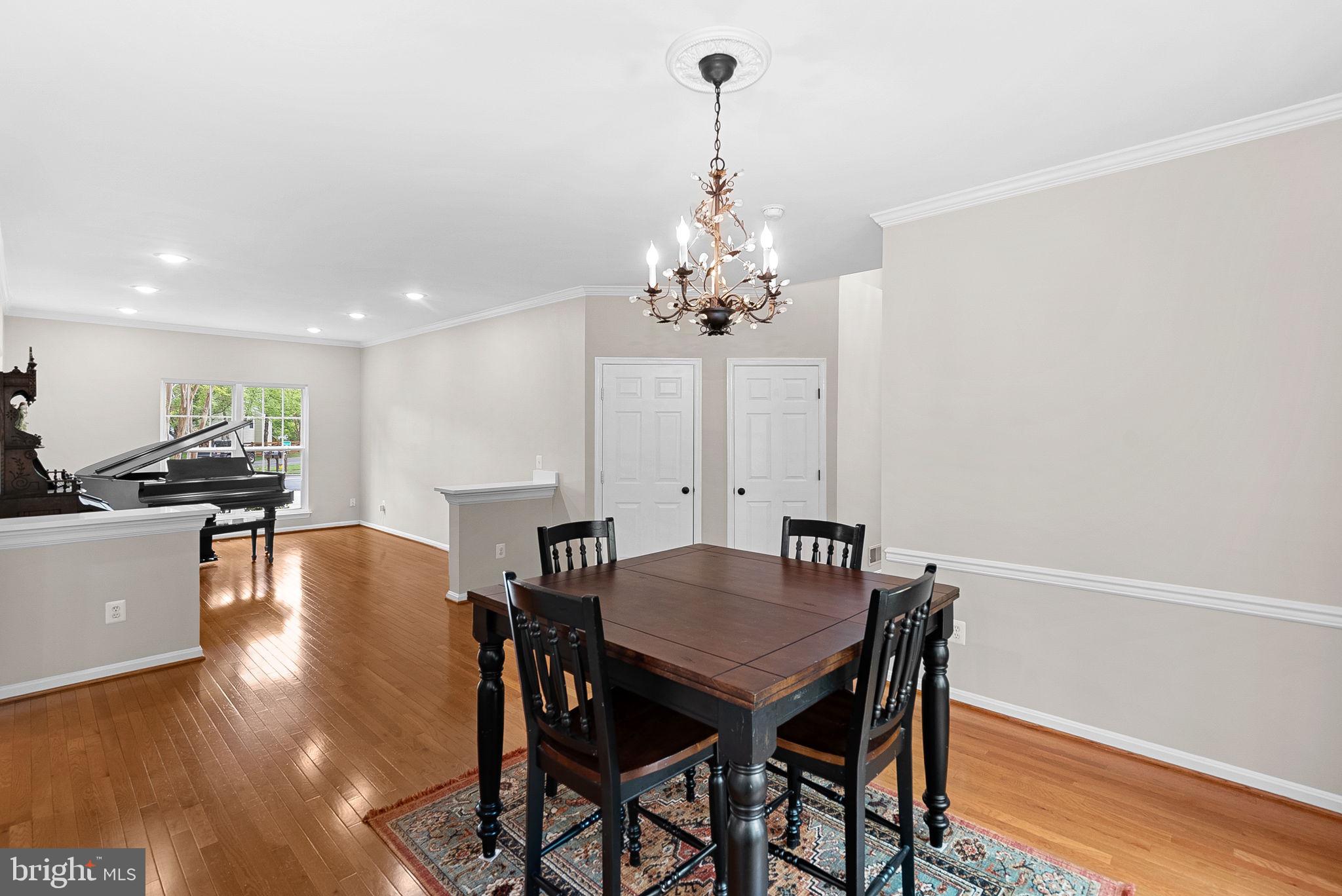 BROADLANDS - Residential