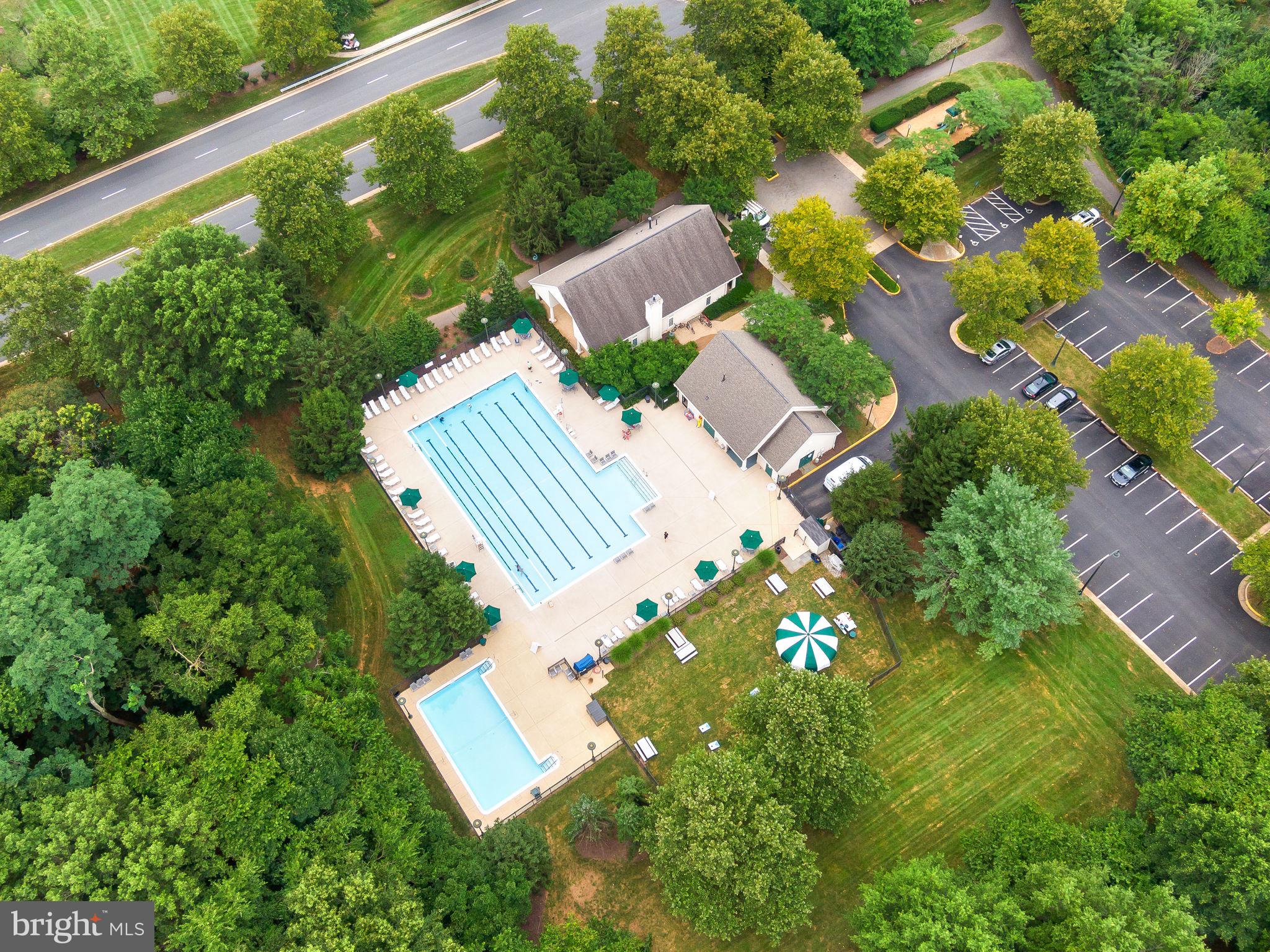 BROADLANDS - Residential