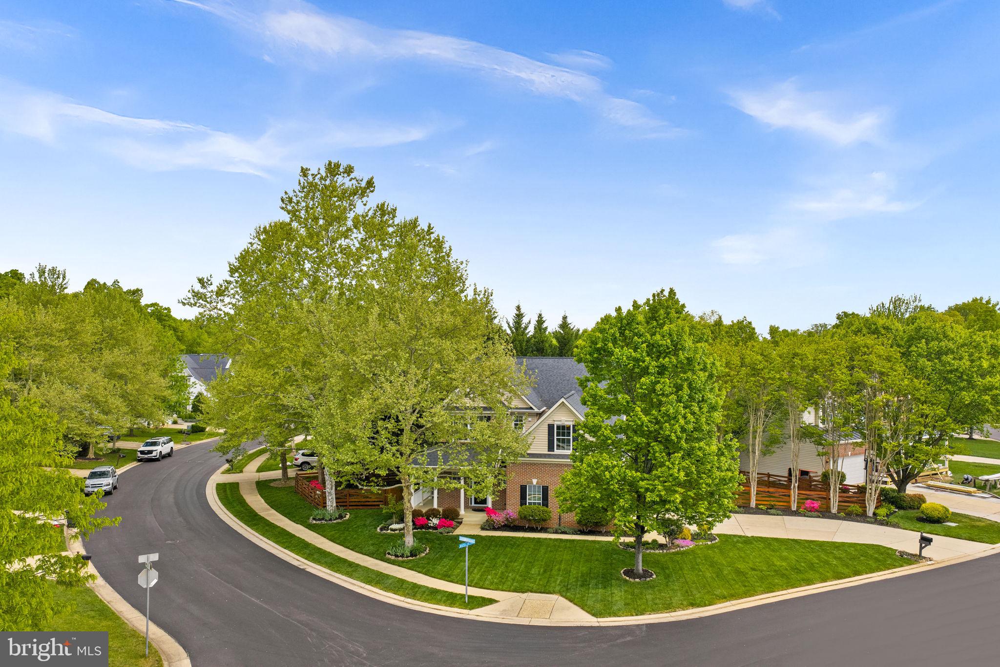 BROADLANDS - Residential