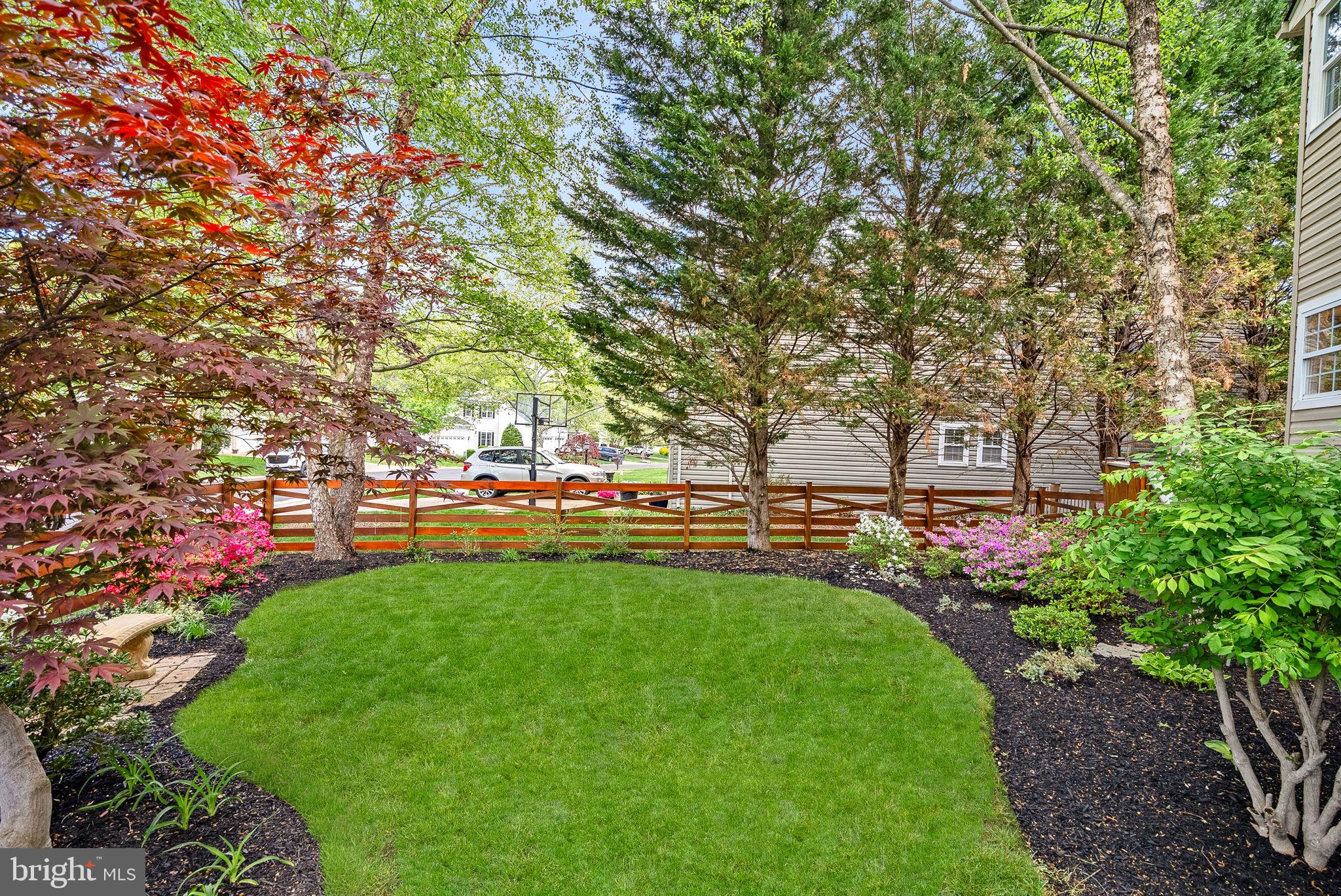 BROADLANDS - Residential