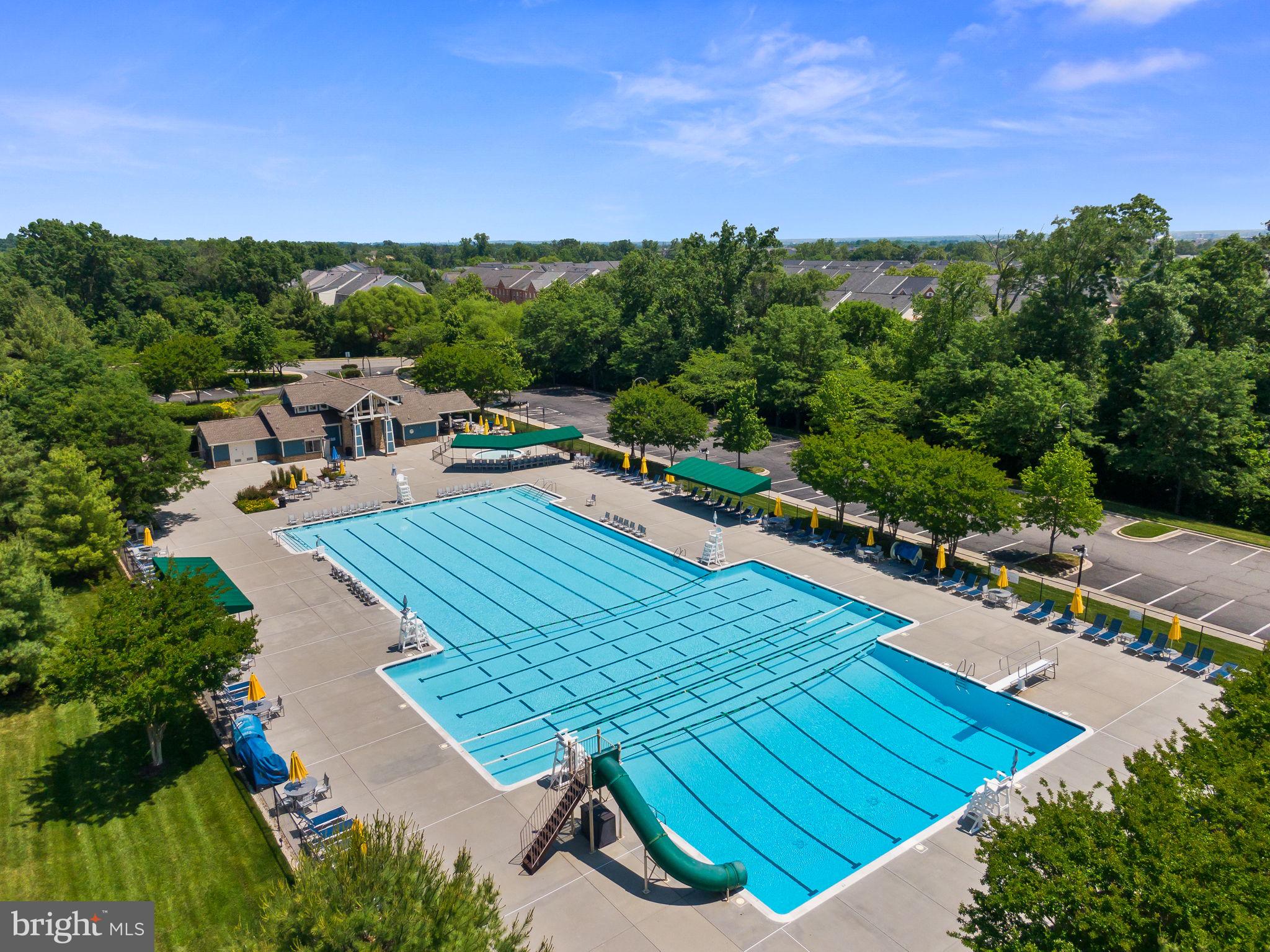 BROADLANDS - Residential