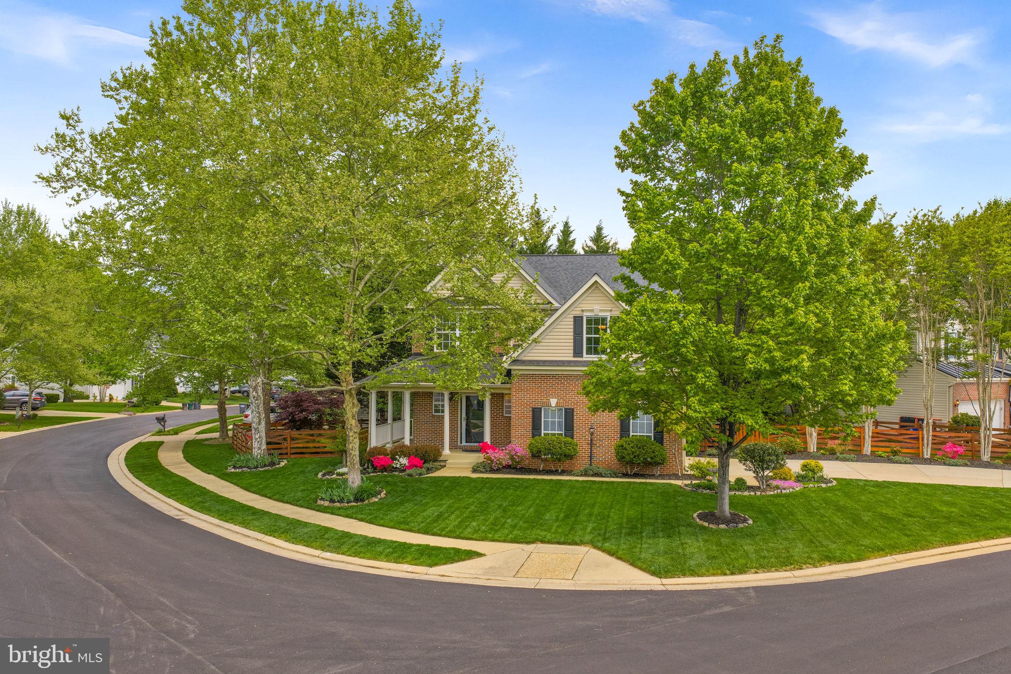 BROADLANDS - Residential