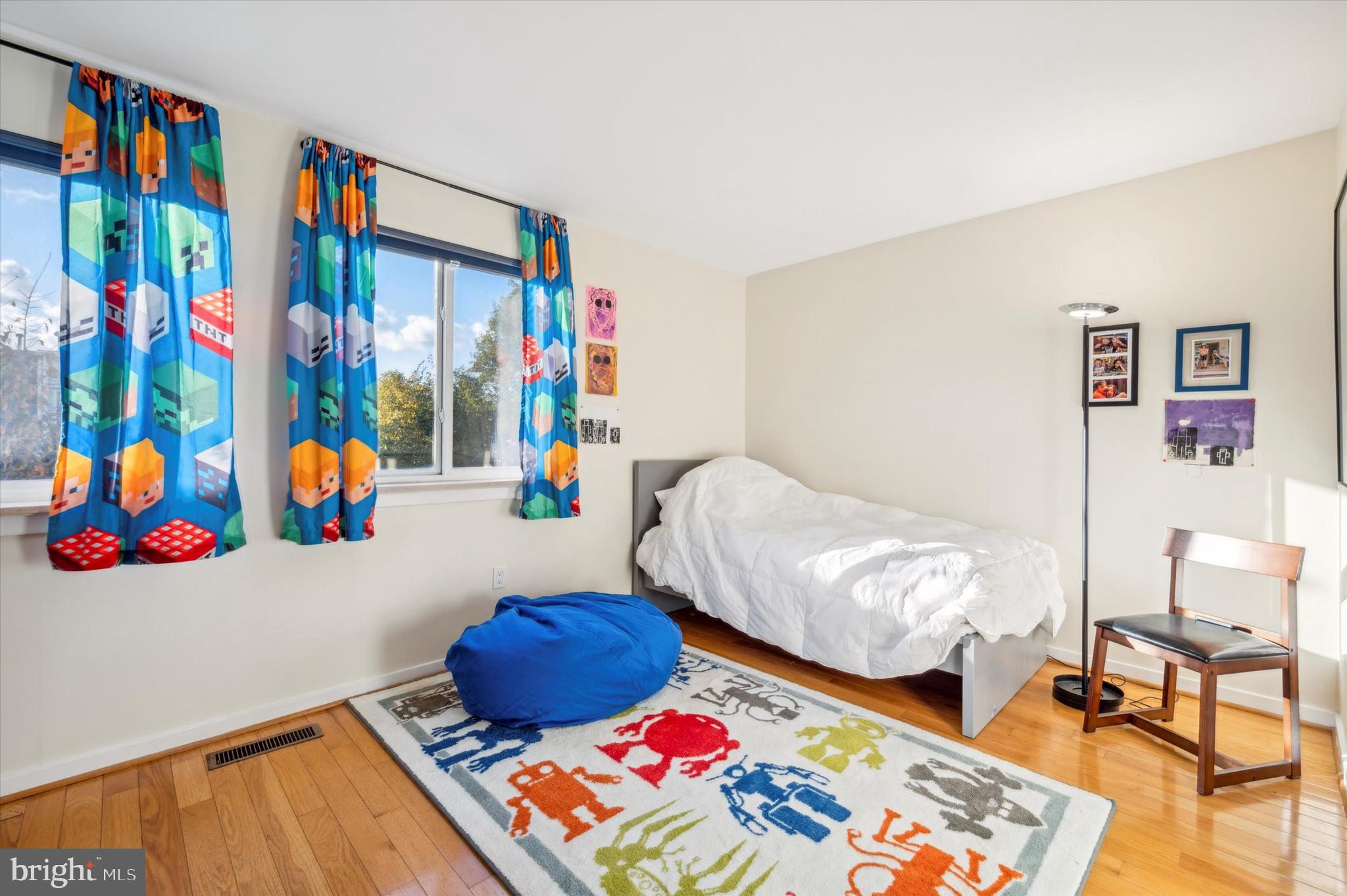 FAIRMOUNT - Residential