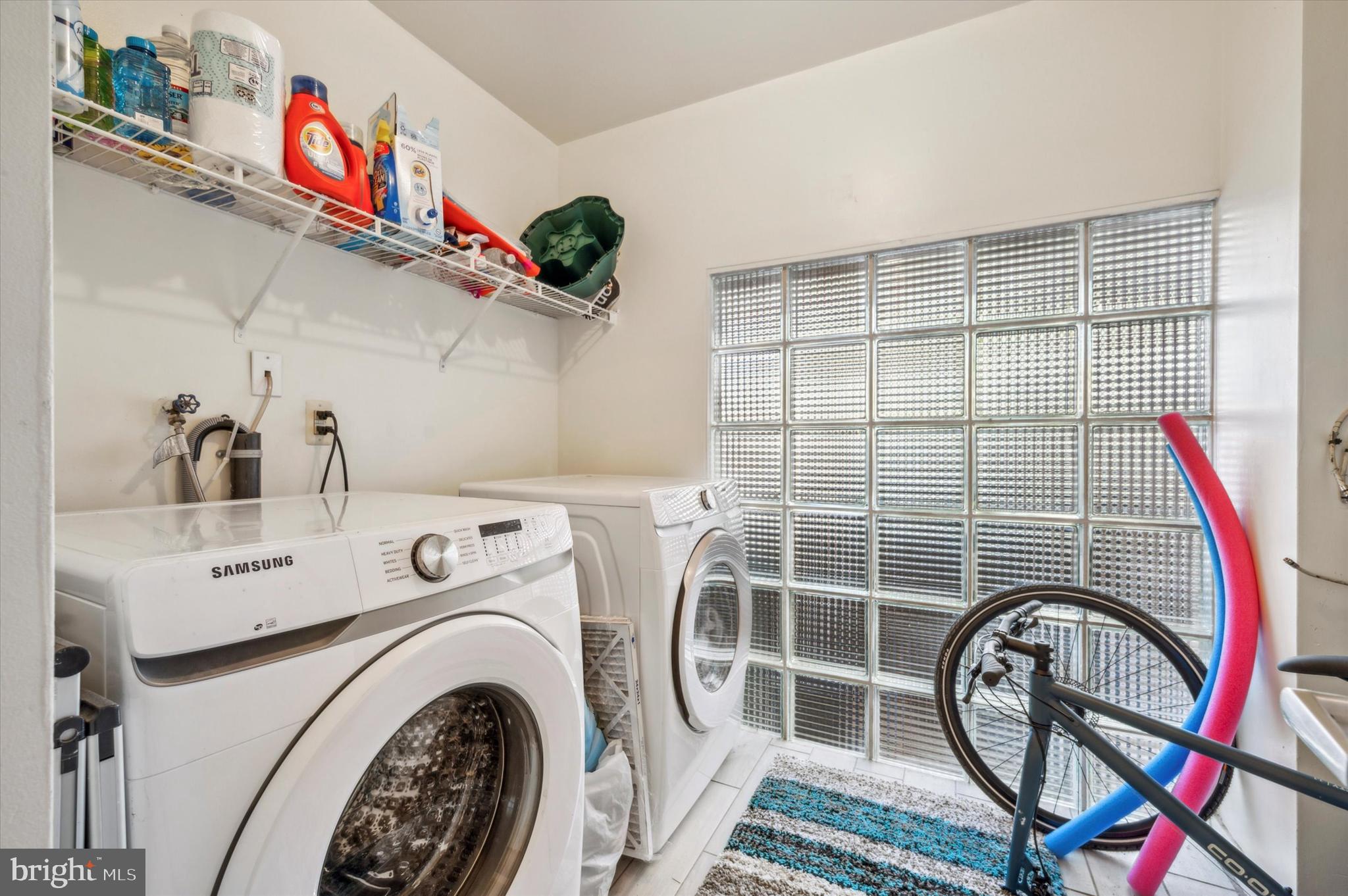 FAIRMOUNT - Residential