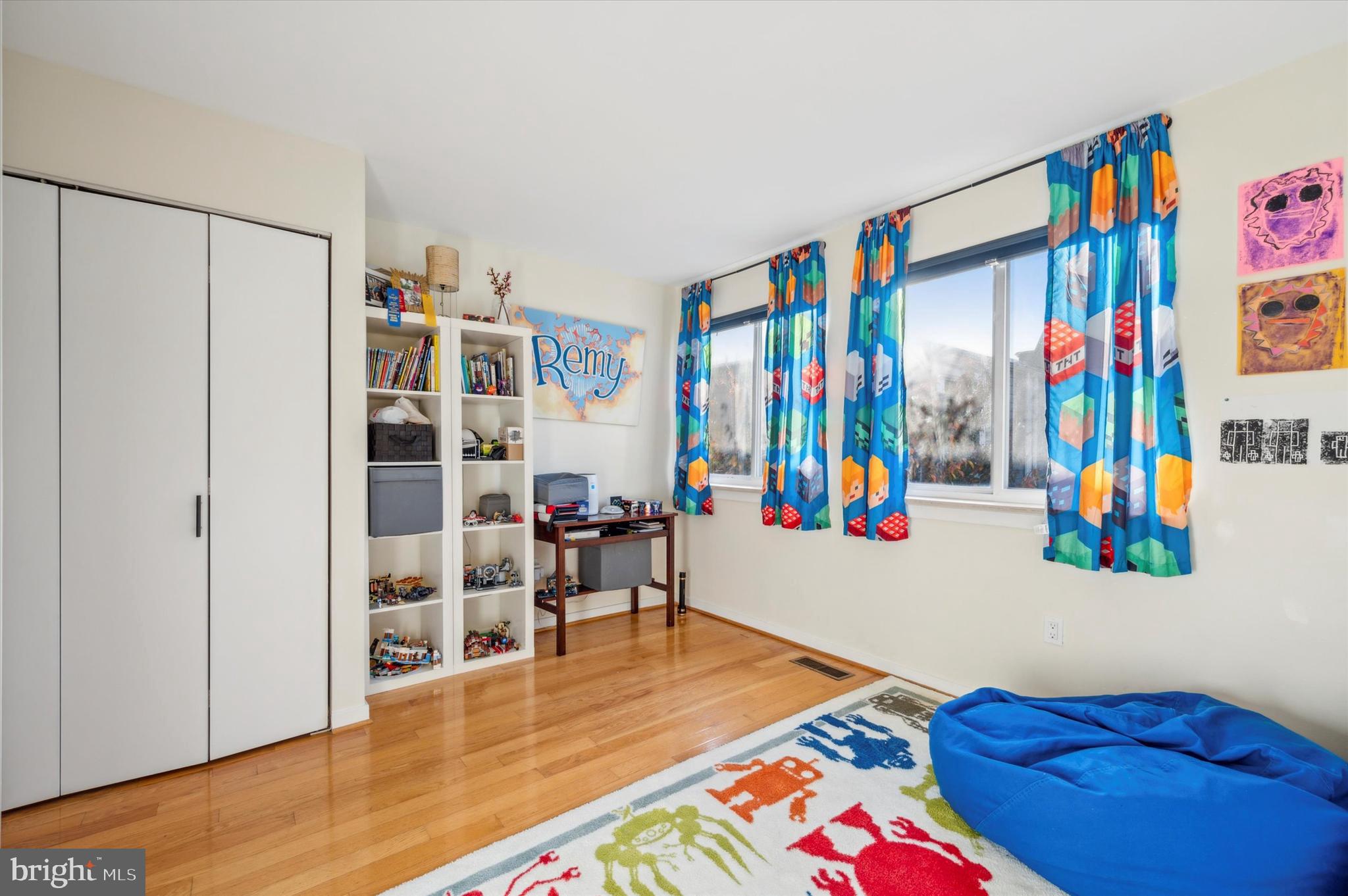 FAIRMOUNT - Residential