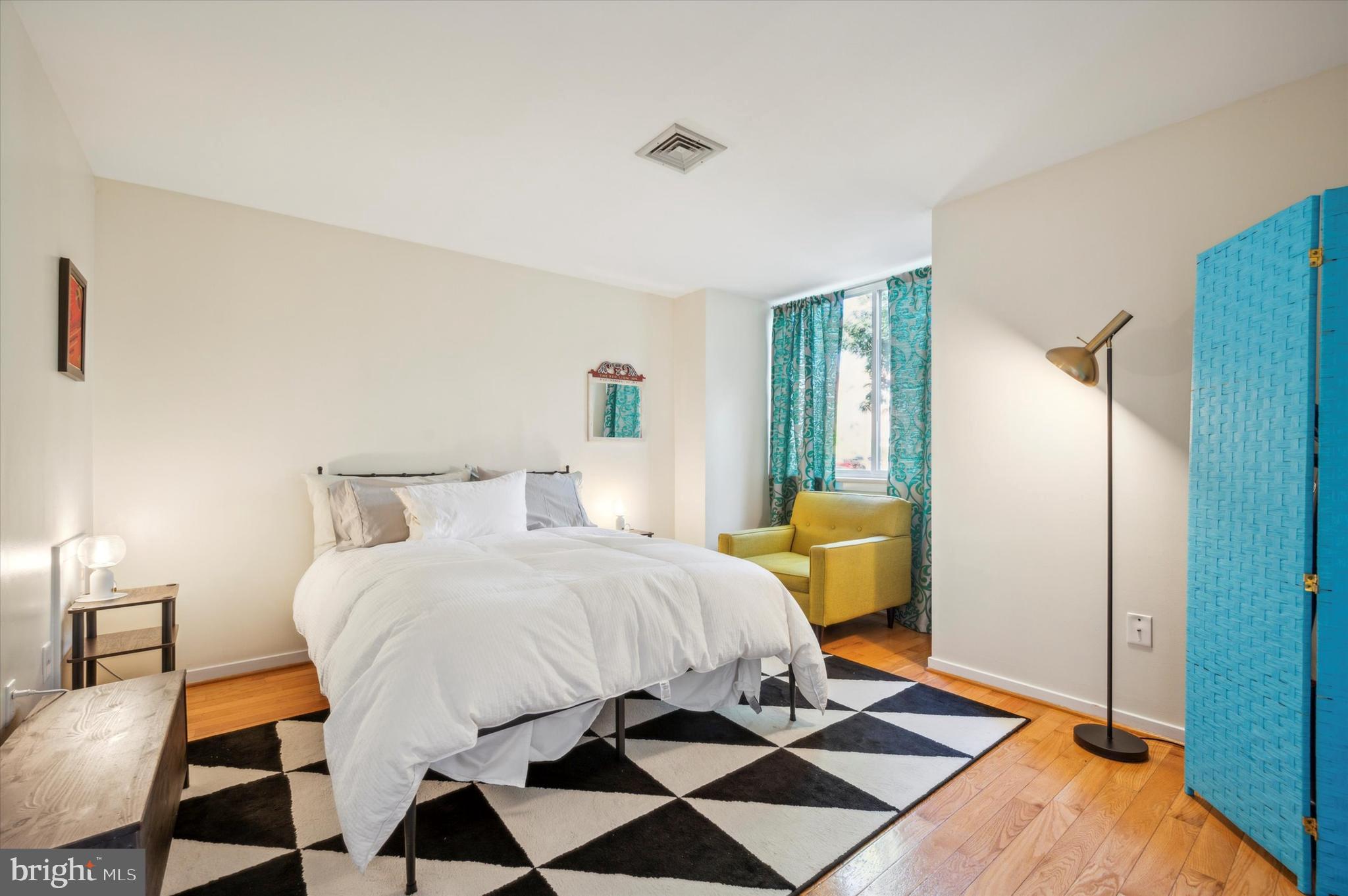 FAIRMOUNT - Residential